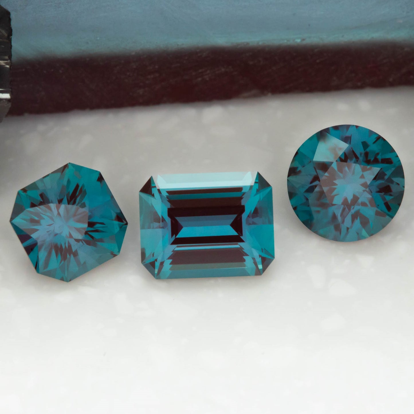Alexandrite Rounds