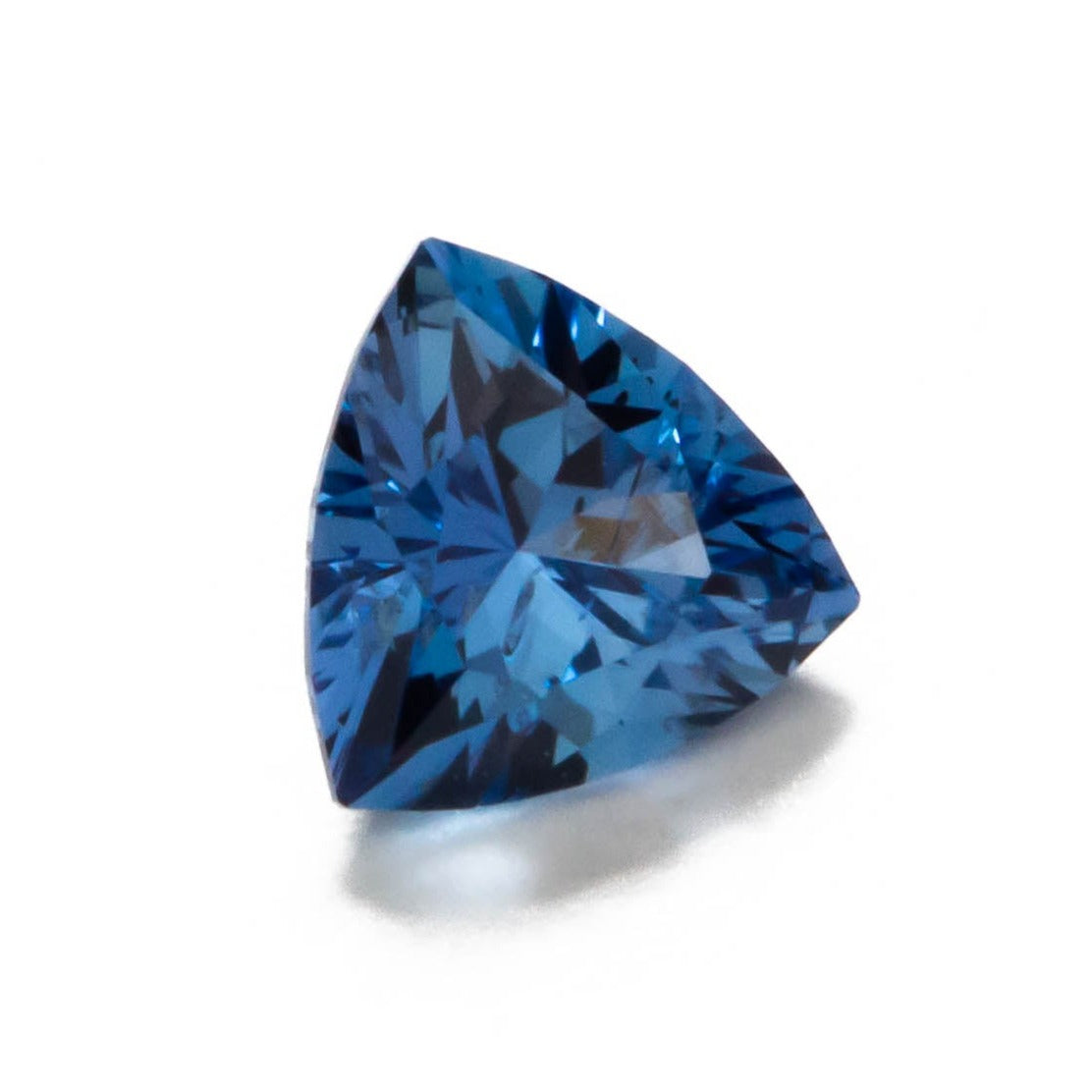 AF0123 rich blue african sapphire trillion