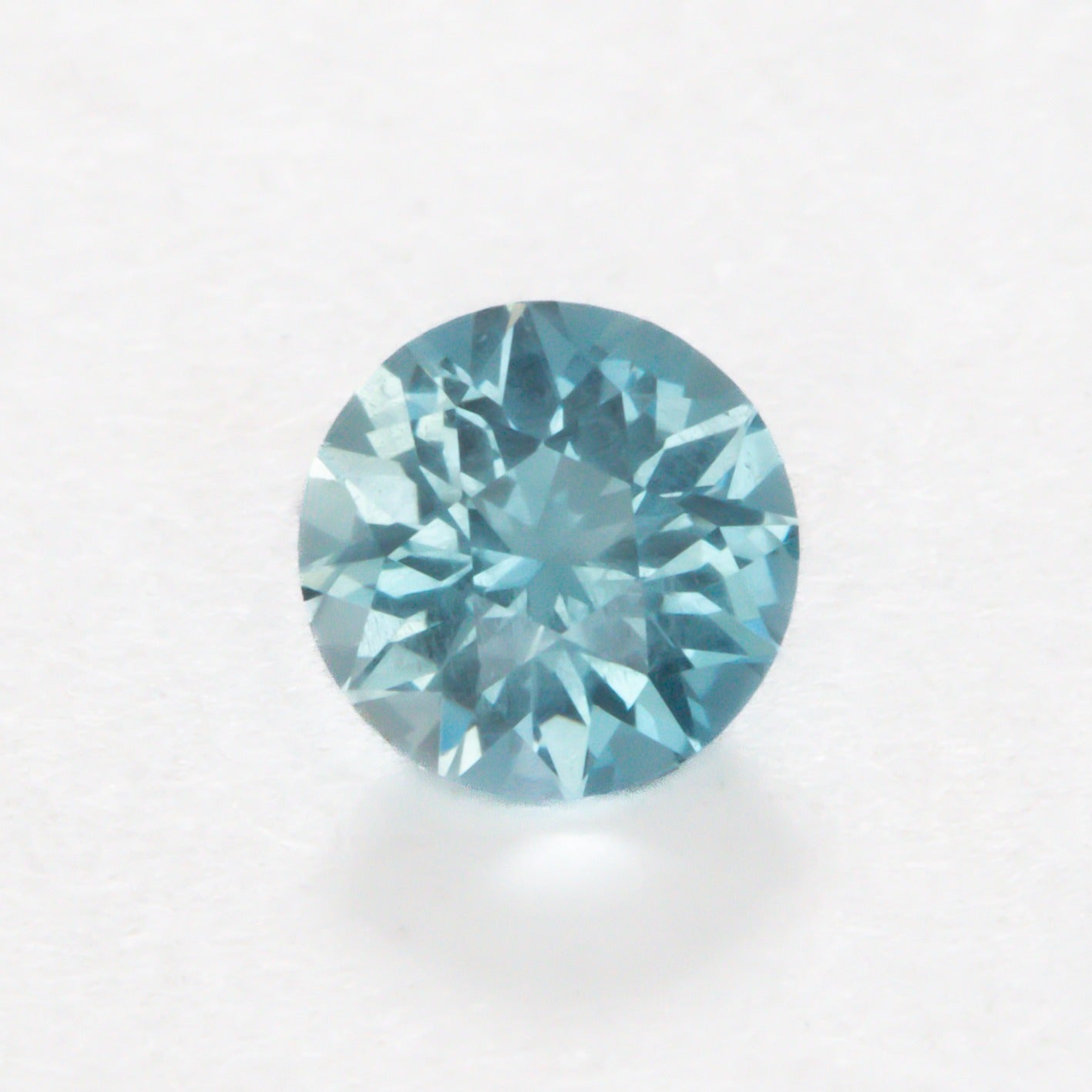AQ0102 round cut aquamarine