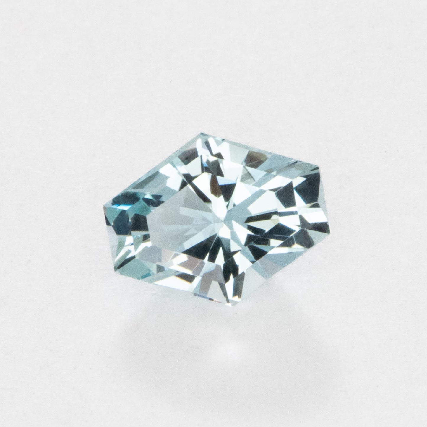 AQ0110 elongated hex aquamarine
