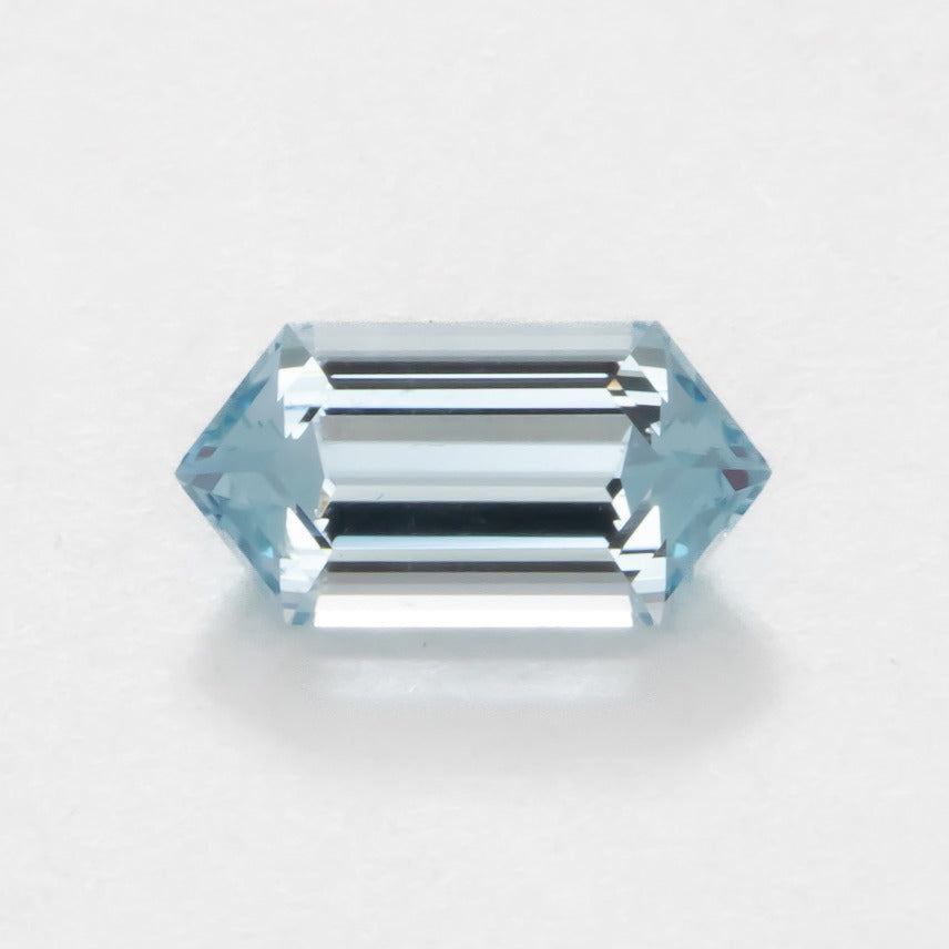 AQ0111 dutch marquise aquamarine