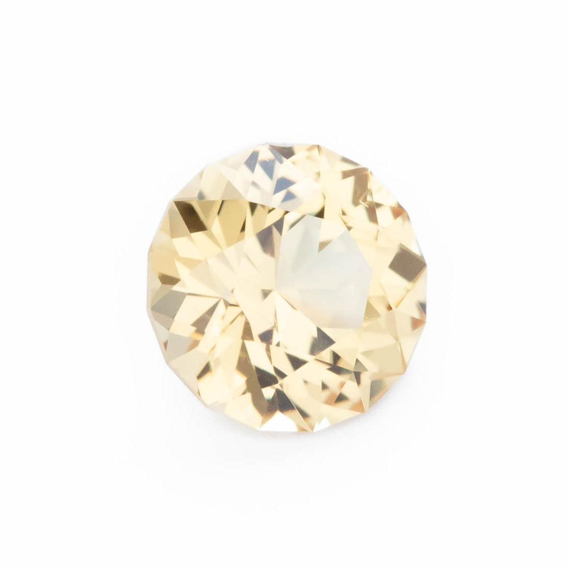 GR0101 yellow round garnet