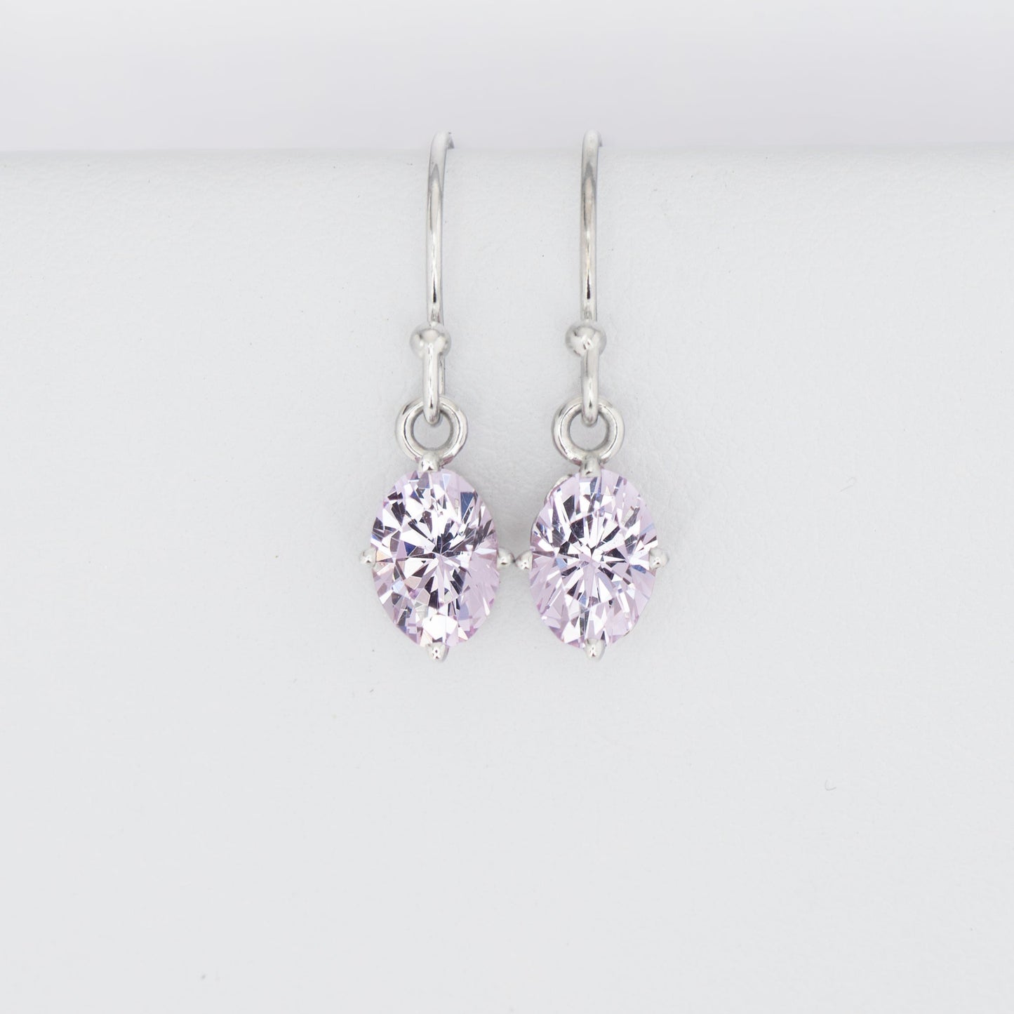 Lyra drop earrings in white gold with lavender YAG