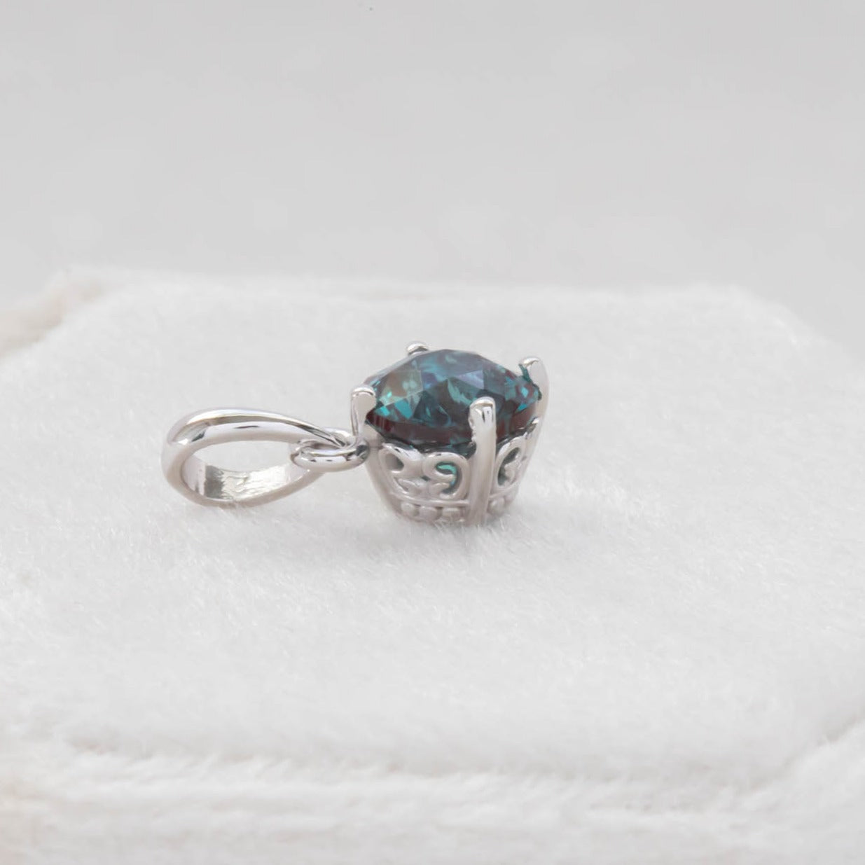 Lyra necklace with lab alexandrite