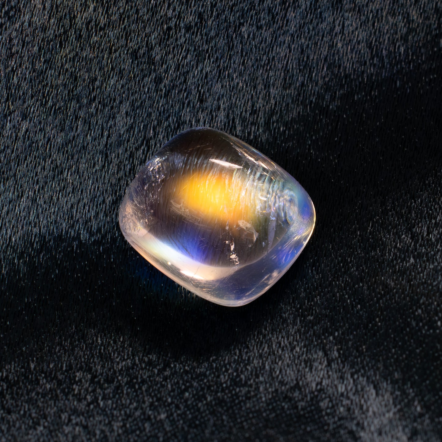 MNST007 8.39ct elongated cushion moonstone