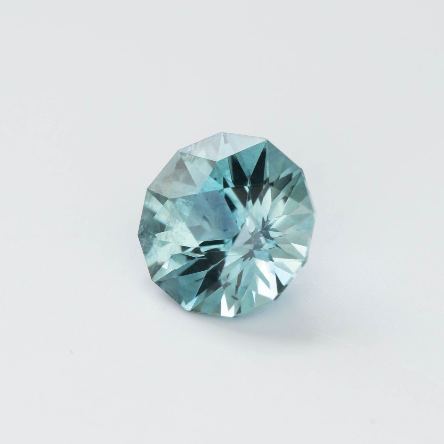 MS0103 light blue montana sapphire round cut