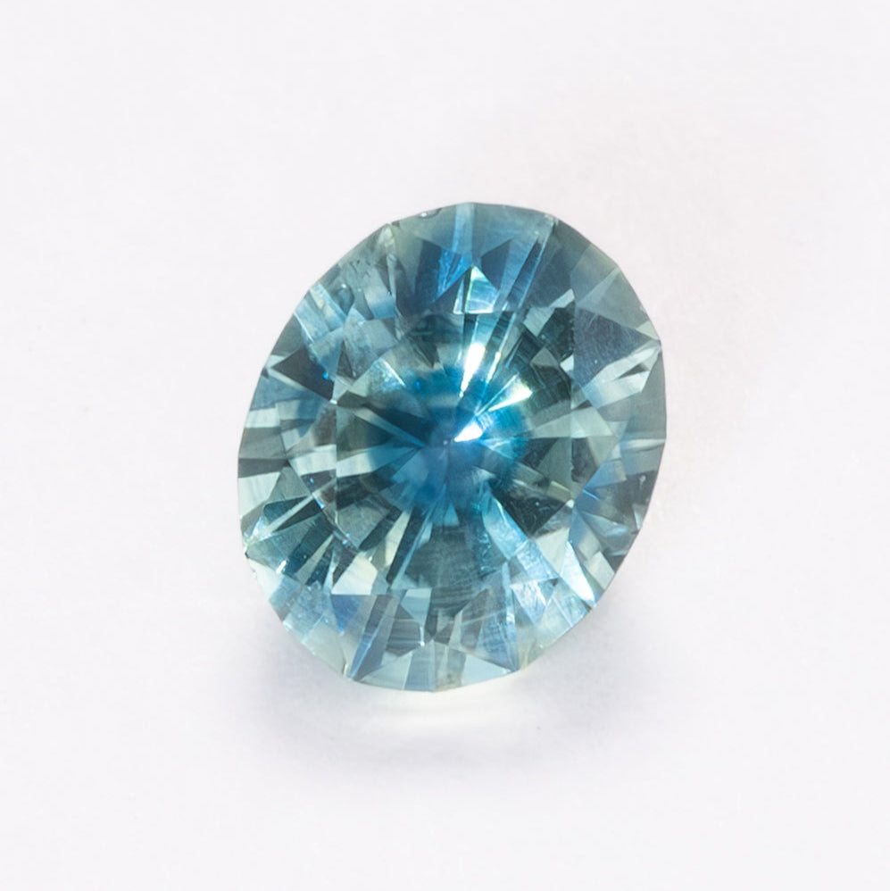 MS0194 oval cut light blue montana sapphire