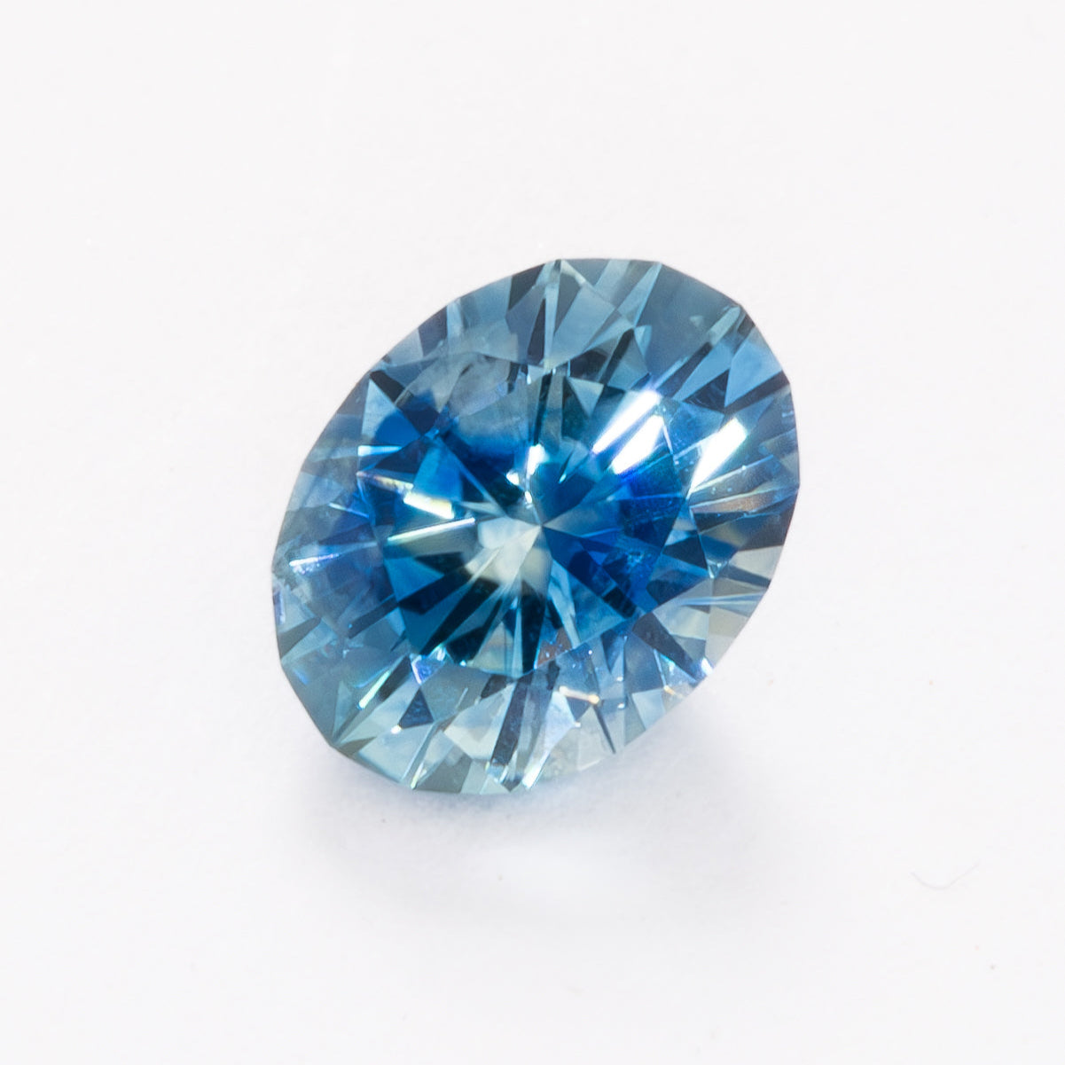 MS0208 light blue oval montana sapphire