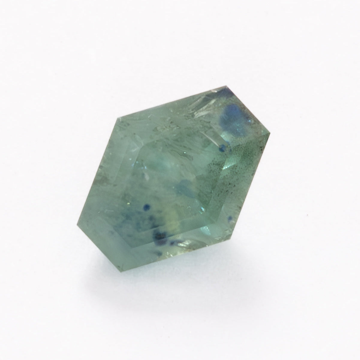 MS0219 light green elongated hex montana sapphire