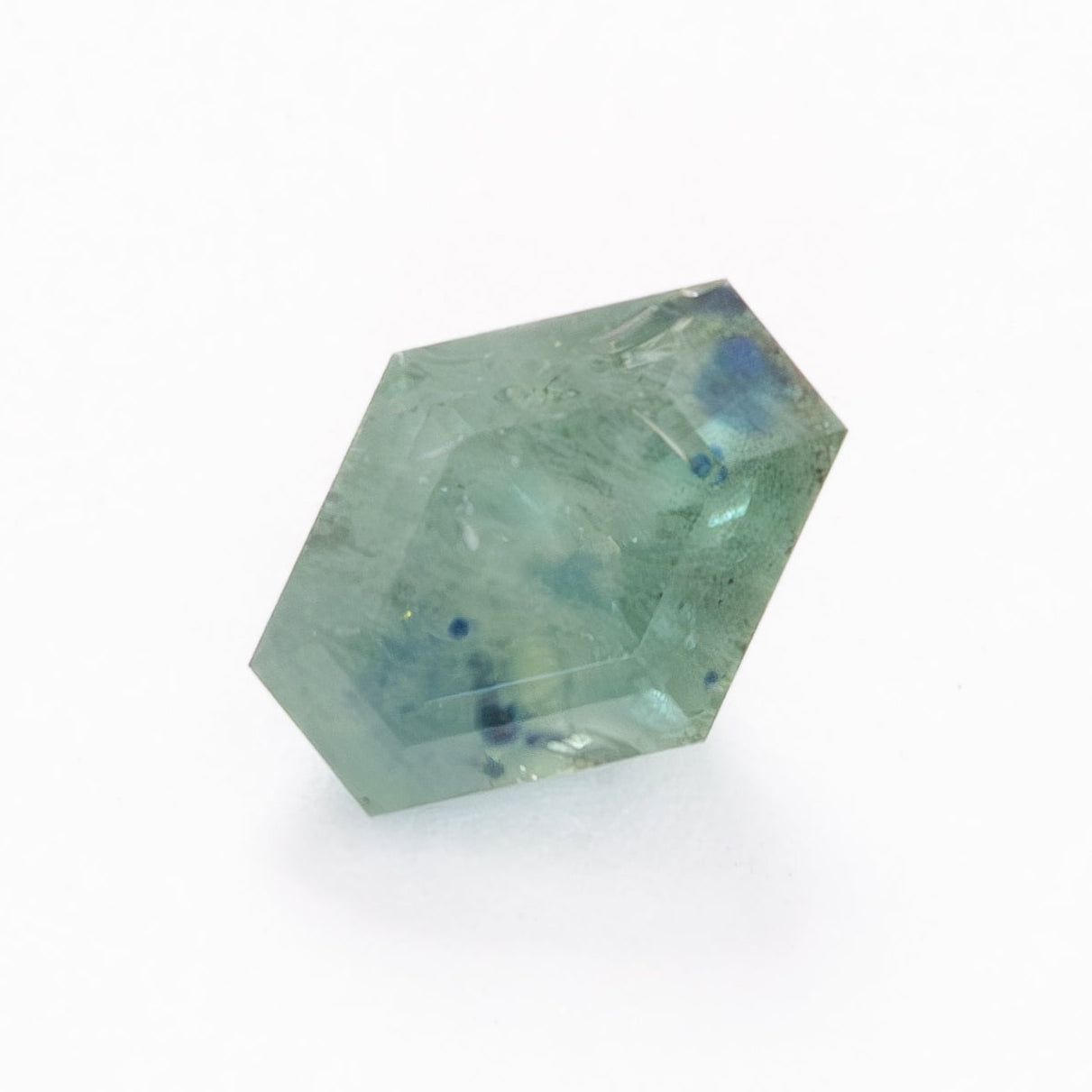 MS0219 light green elongated hex montana sapphire