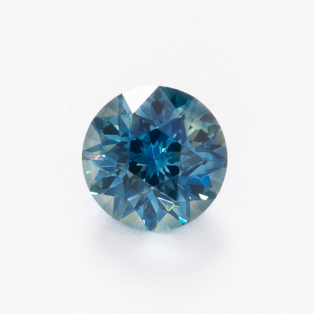 MS0220 light blue round montana sapphire