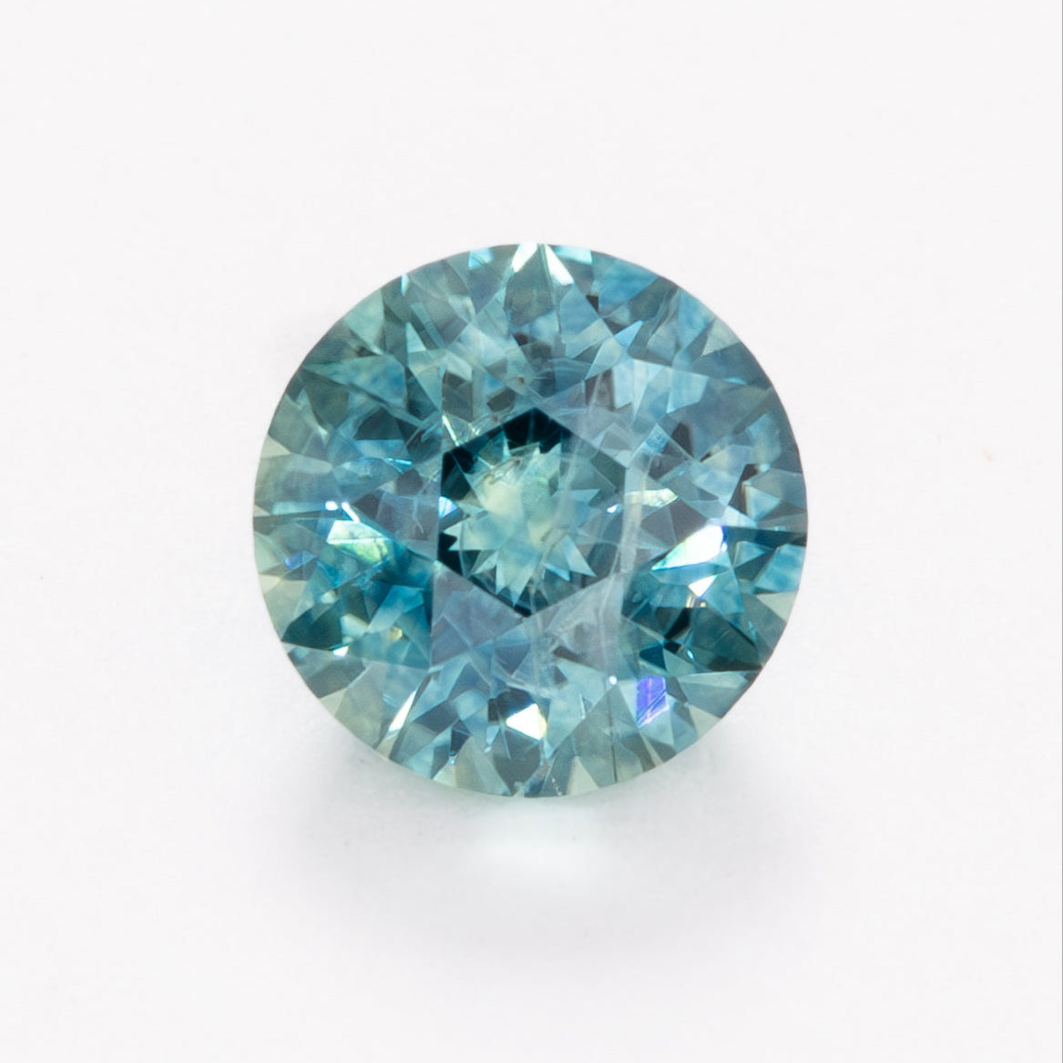 MS0224 round cut light blue montana sapphire