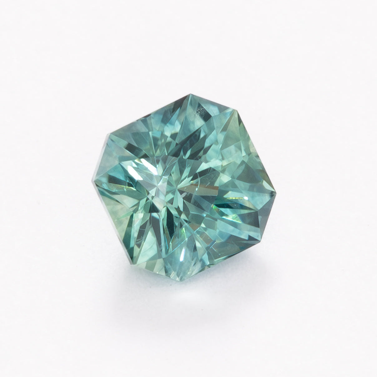 MS0225 asscher cut light blue montana sapphire