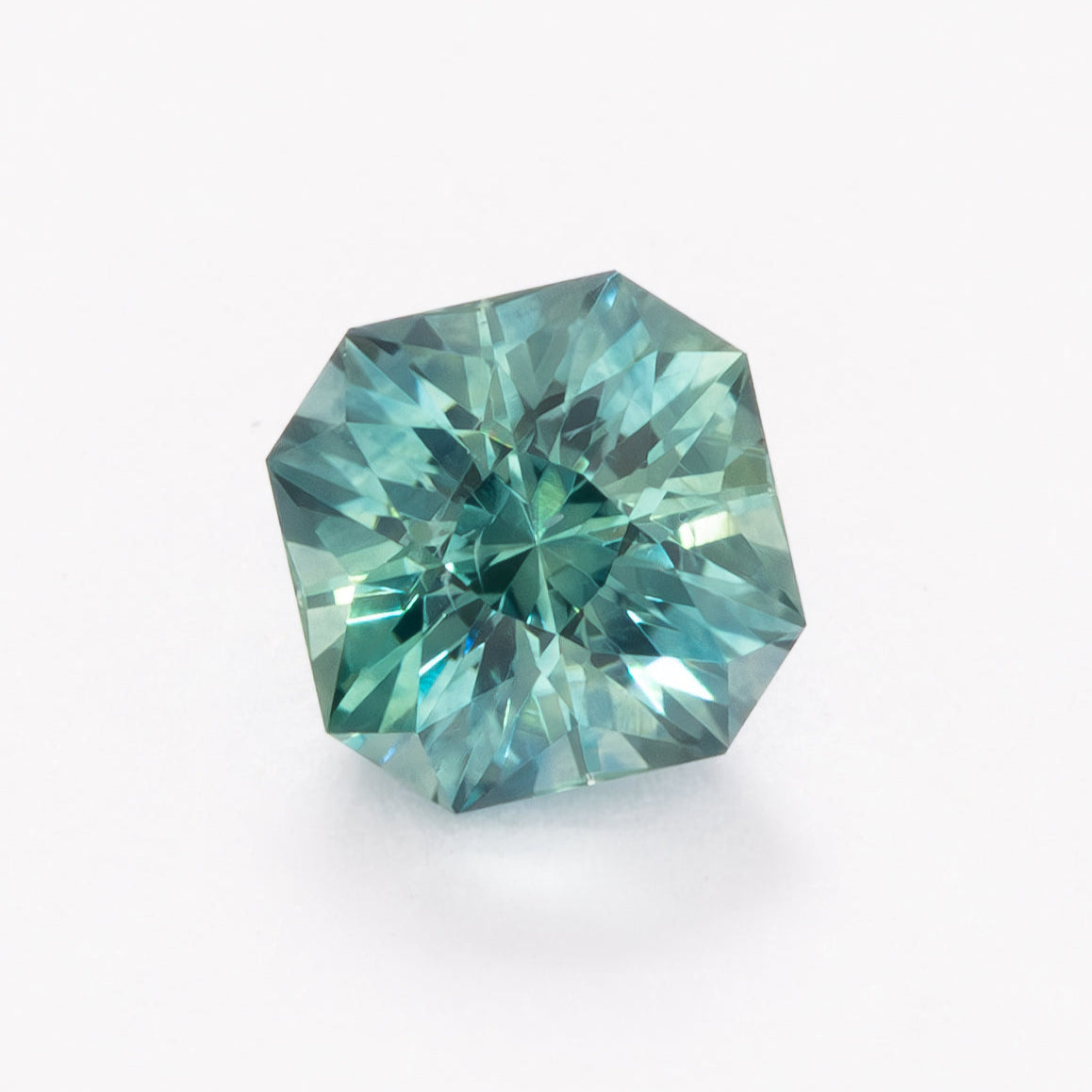 MS0225 asscher cut light blue montana sapphire