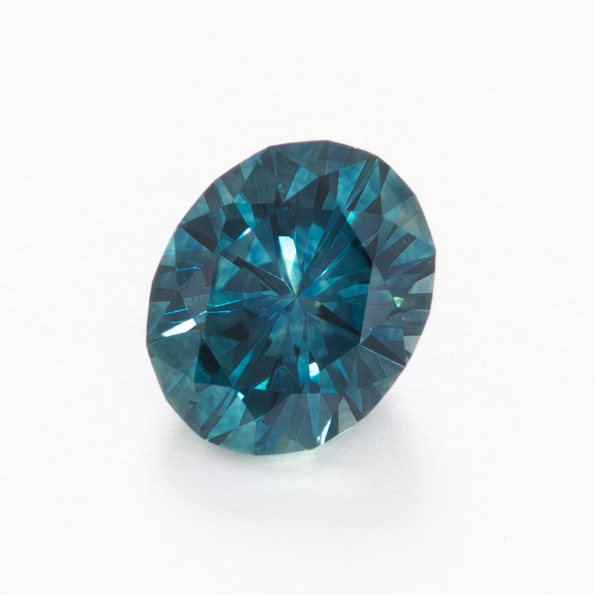 MS0227 rich blue oval montana sapphire