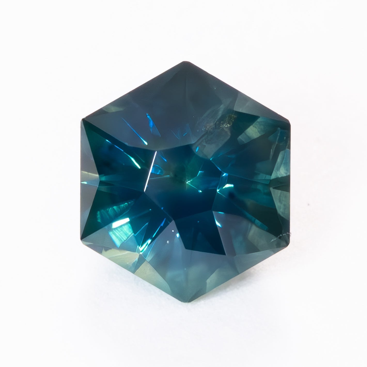 MSO115 hex cut blue montana sapphire