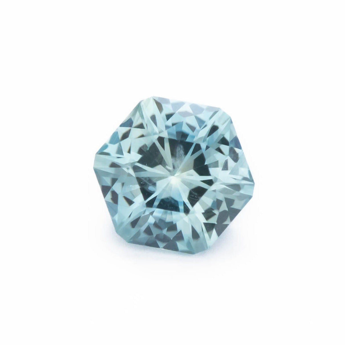 PSH0543 light blue montana sapphire hex cut