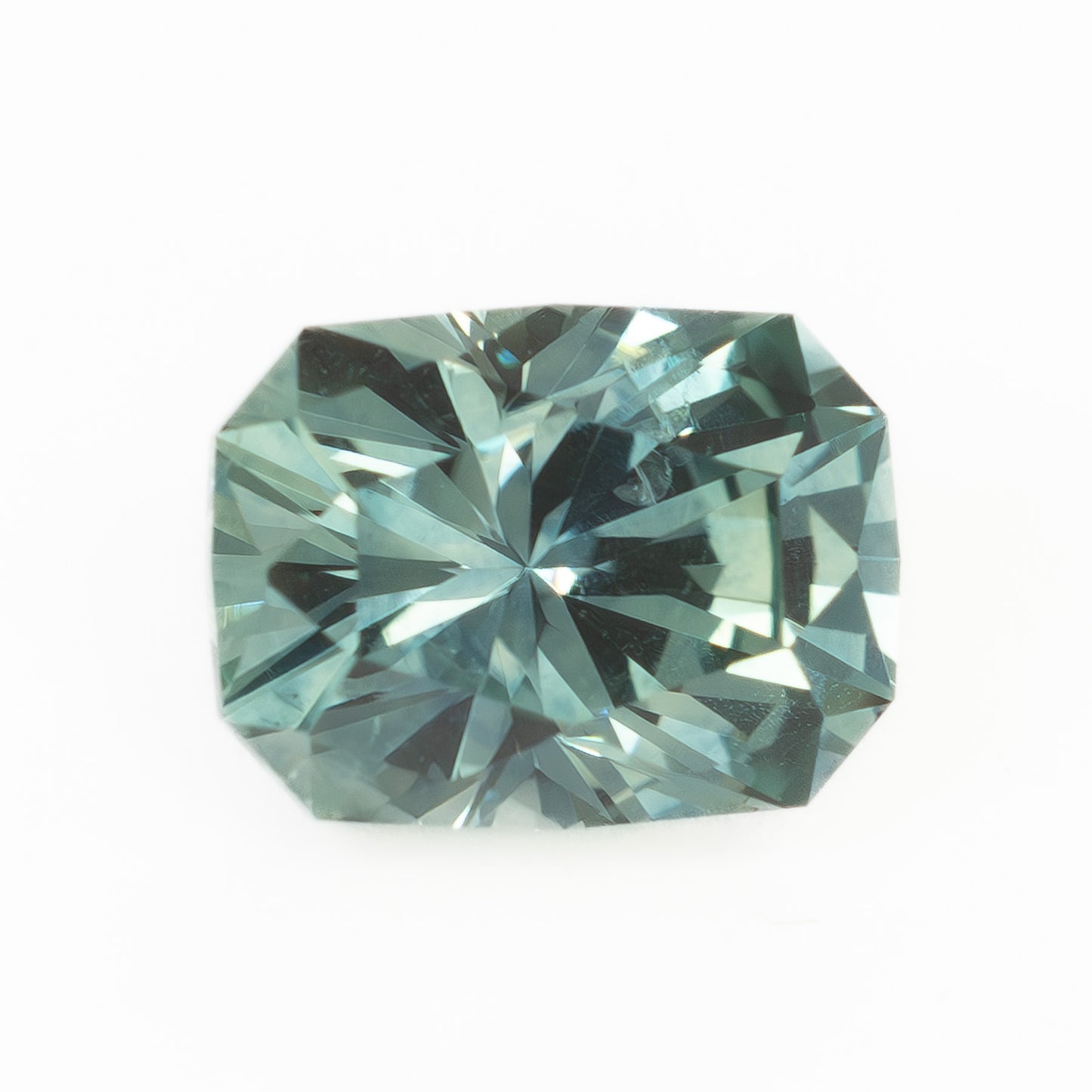 PSH1875 0.91ct light blue radiant montana sapphire
