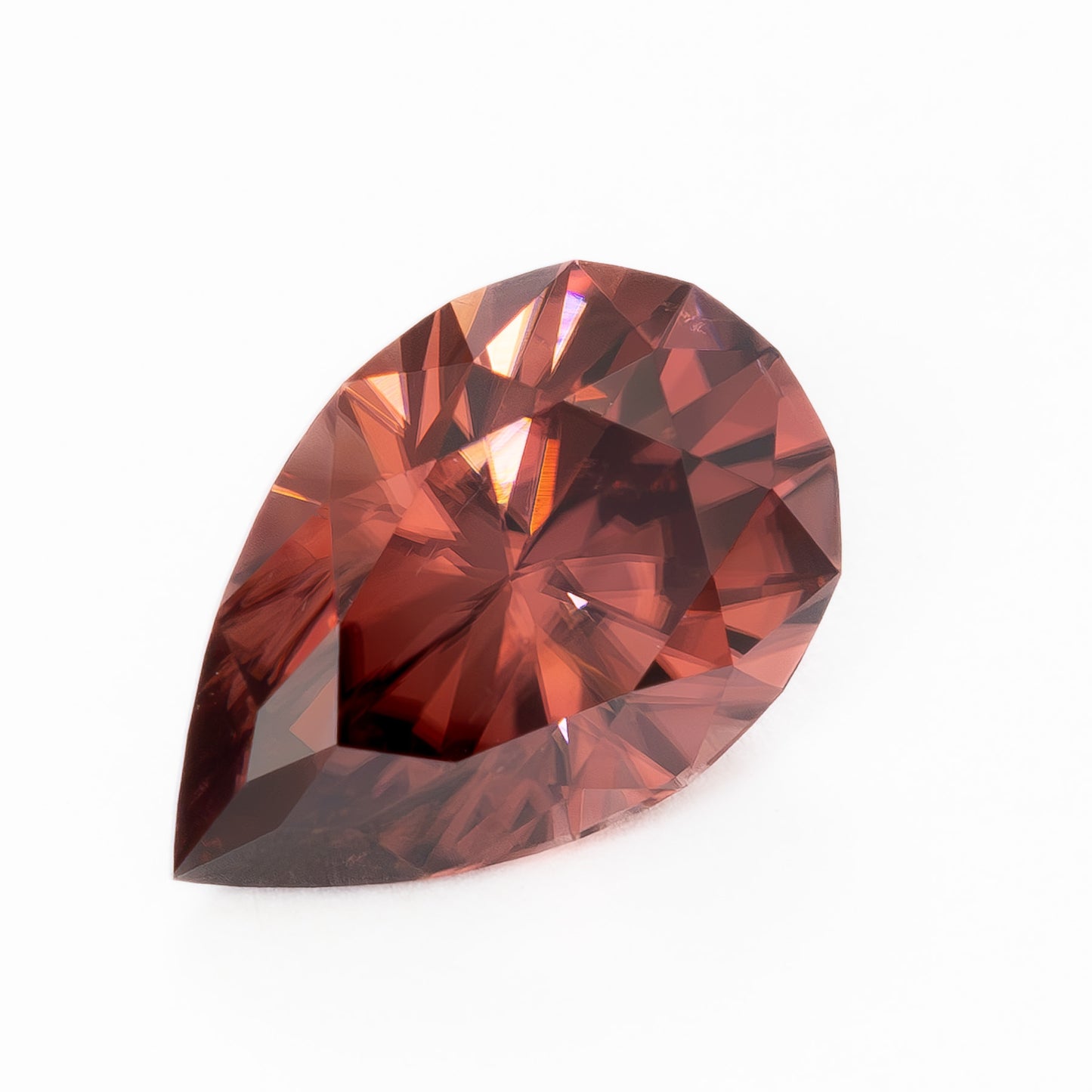 ZR0135 3.21ct copper red pear cut zircon