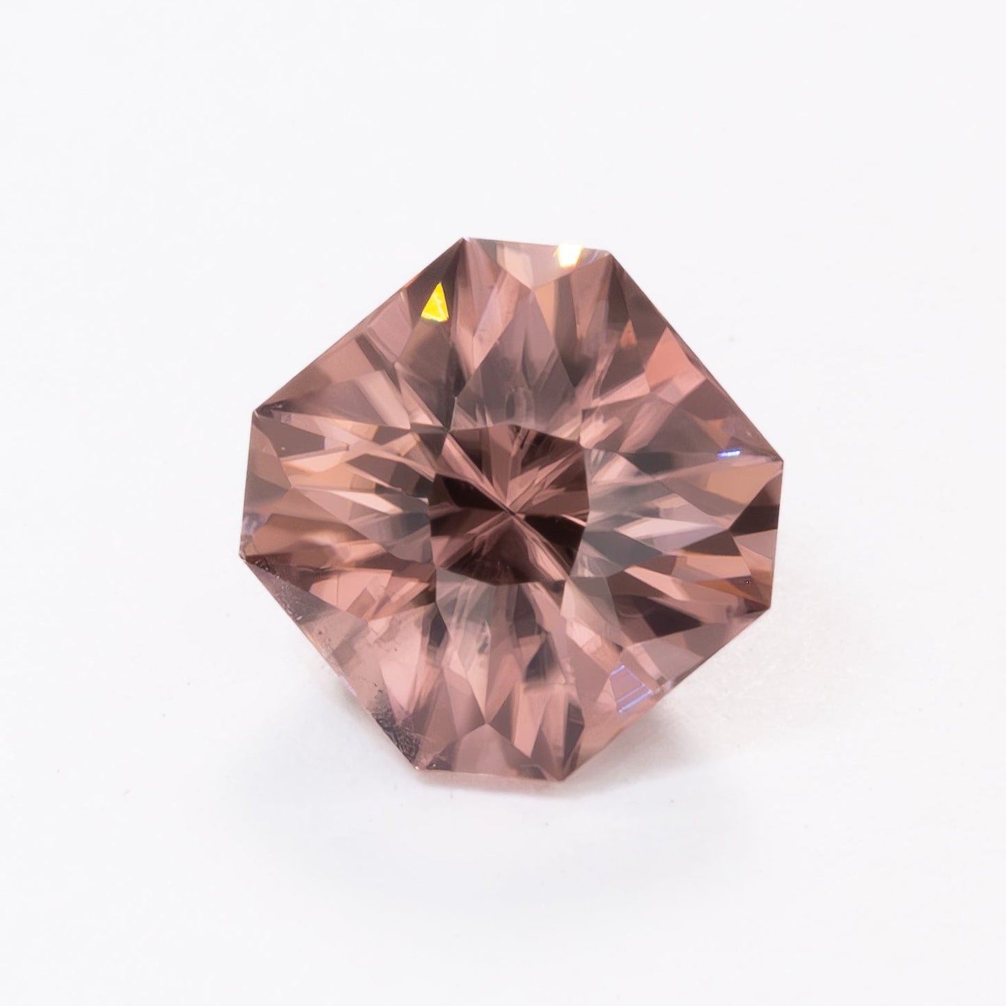 ZR0139 peach zircon asscher