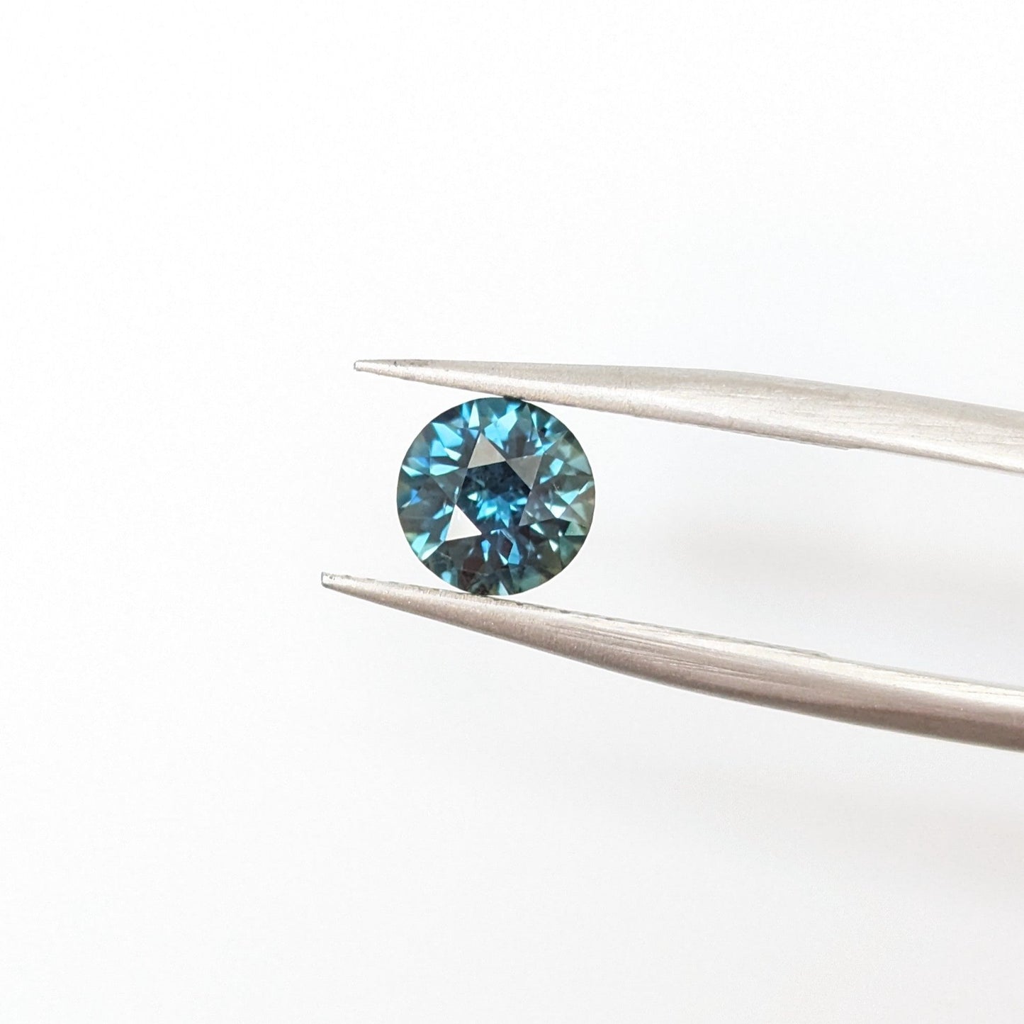 af0108 blue-green african sapphire round