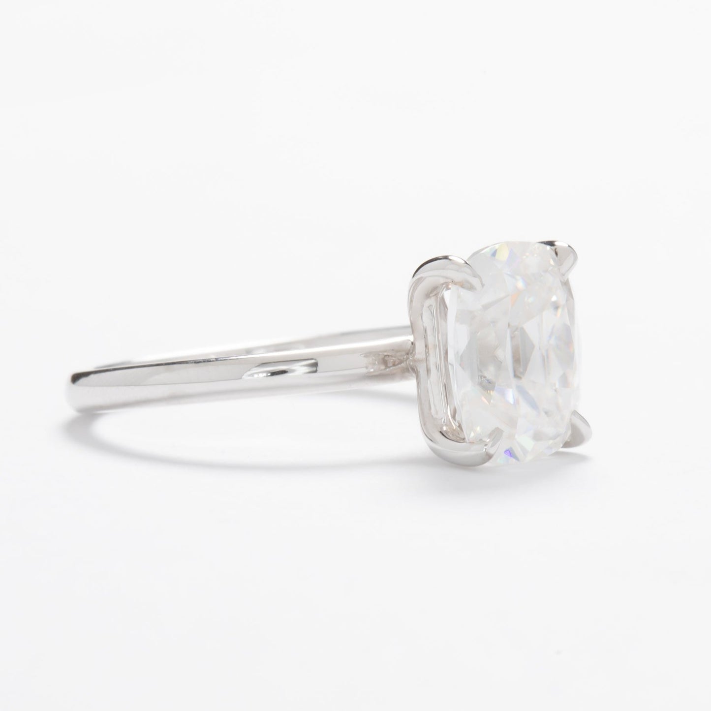 charmaine solitaire in white gold and moissanite