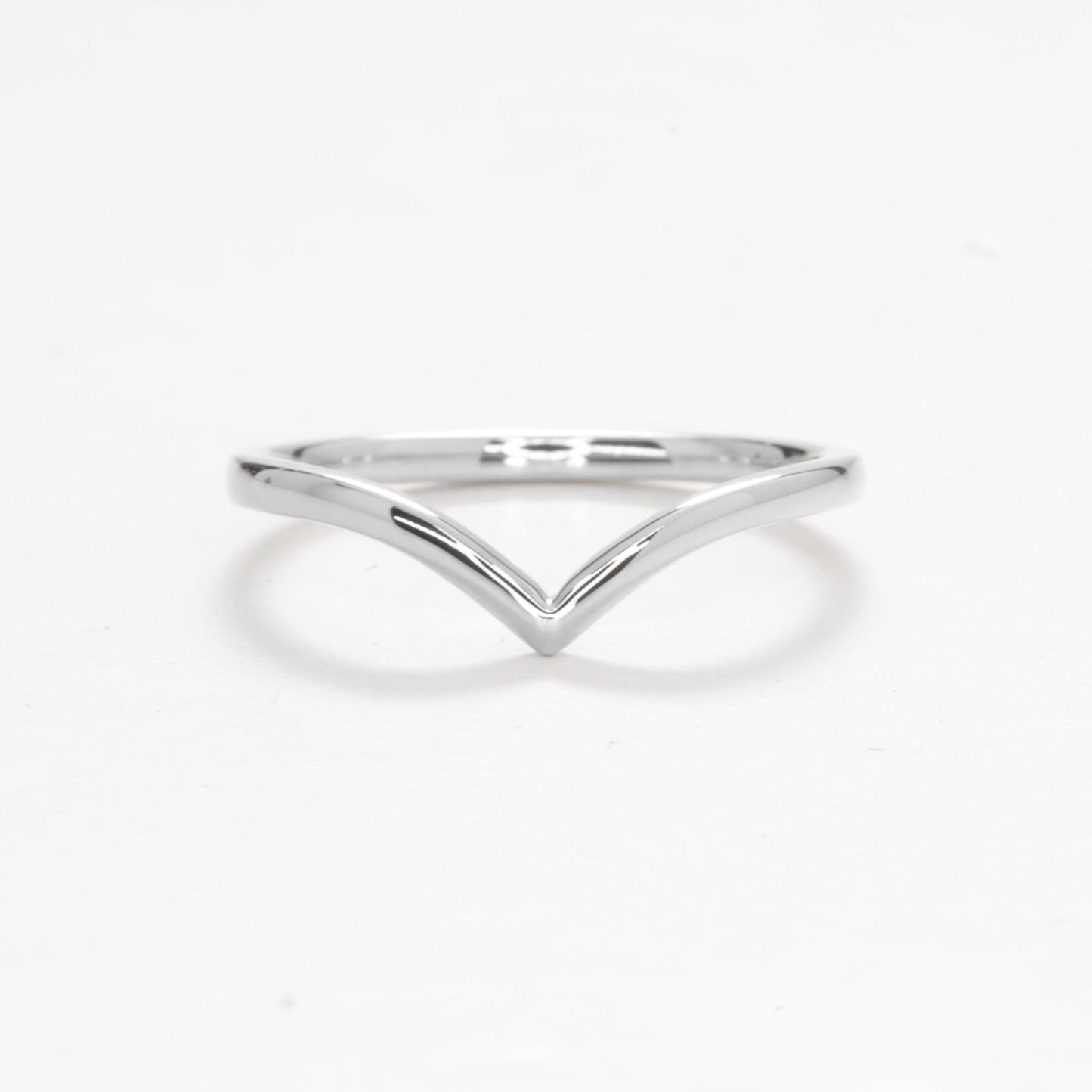 chevron wedding band in white gold