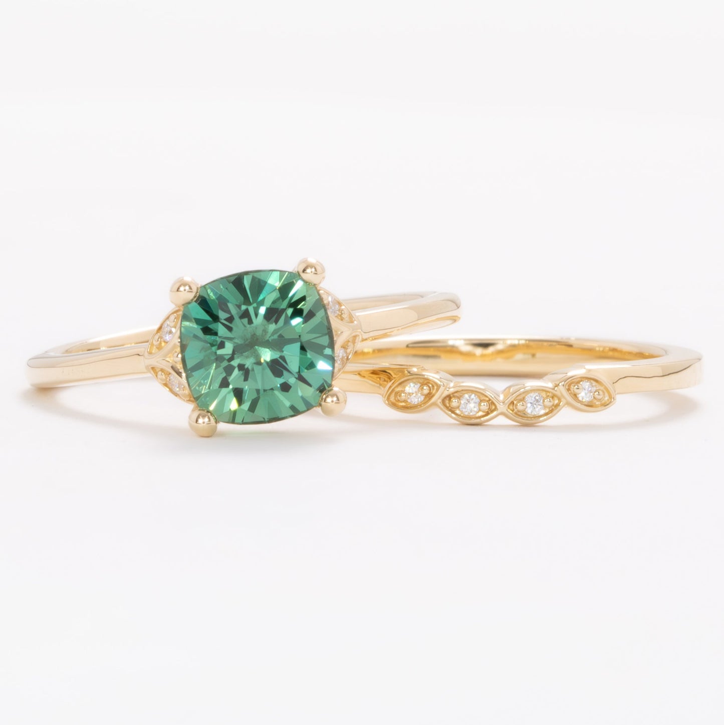krystal wedding set with green lab sapphire cushion