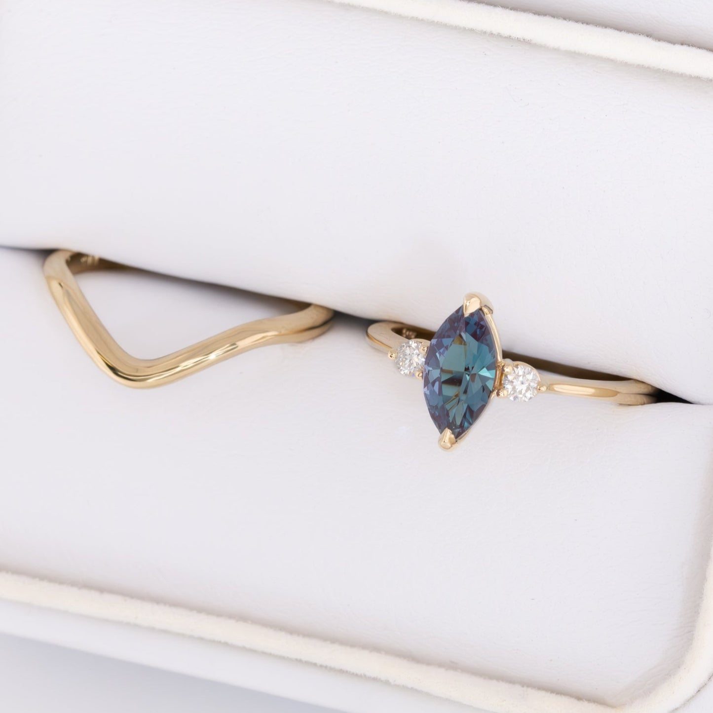 lab alexandrite marquise wedding set in yellow gold