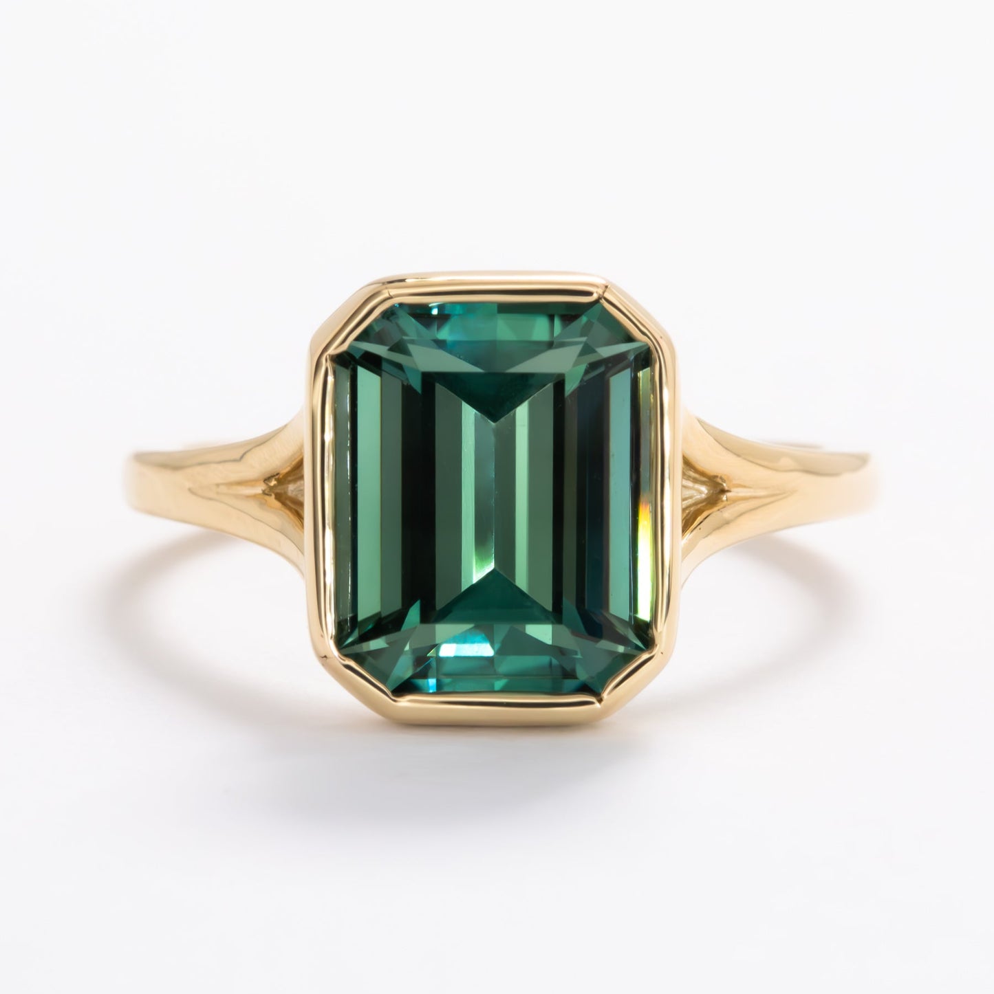 margot split shank bezel set ring