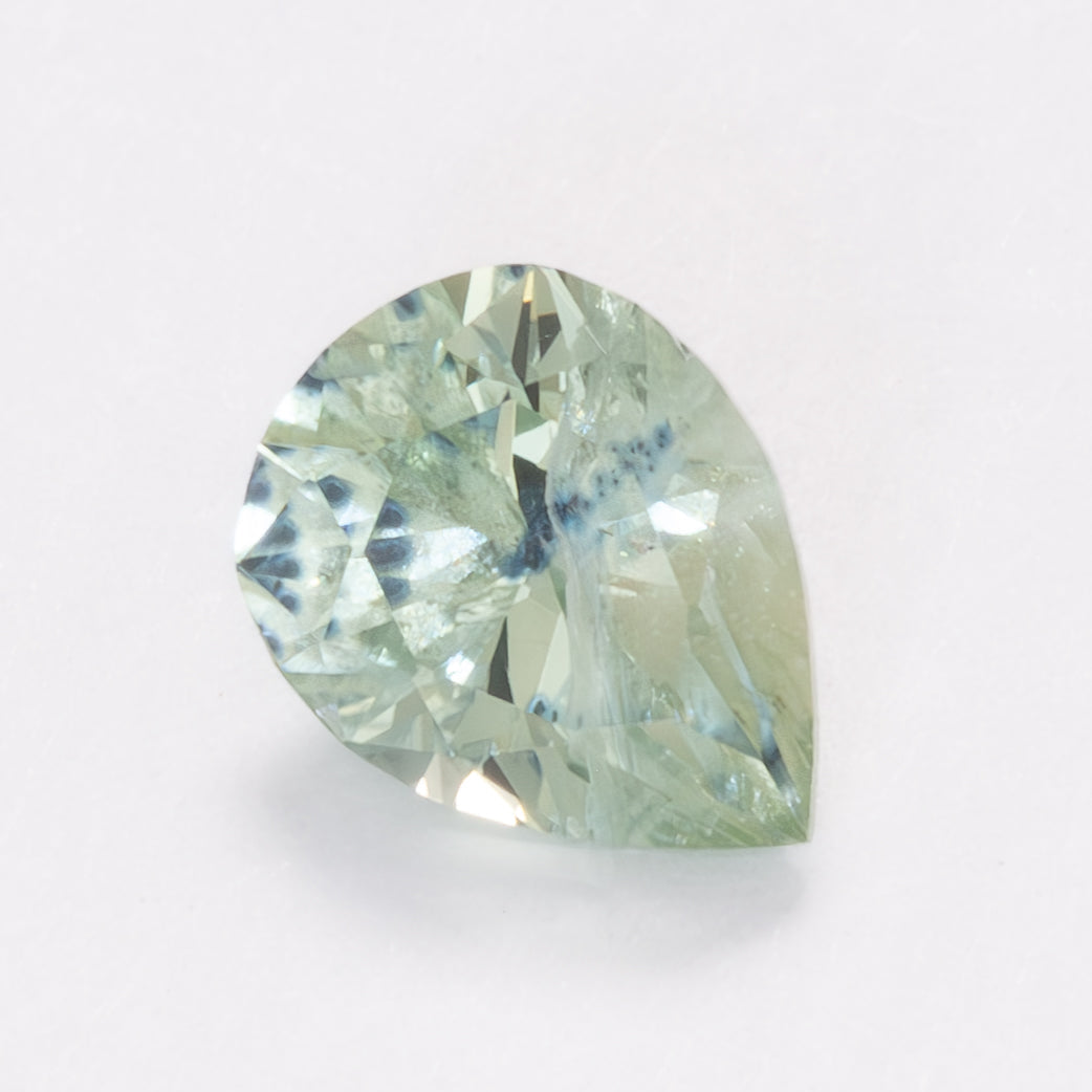 ms0196 light green pear montana sapphire