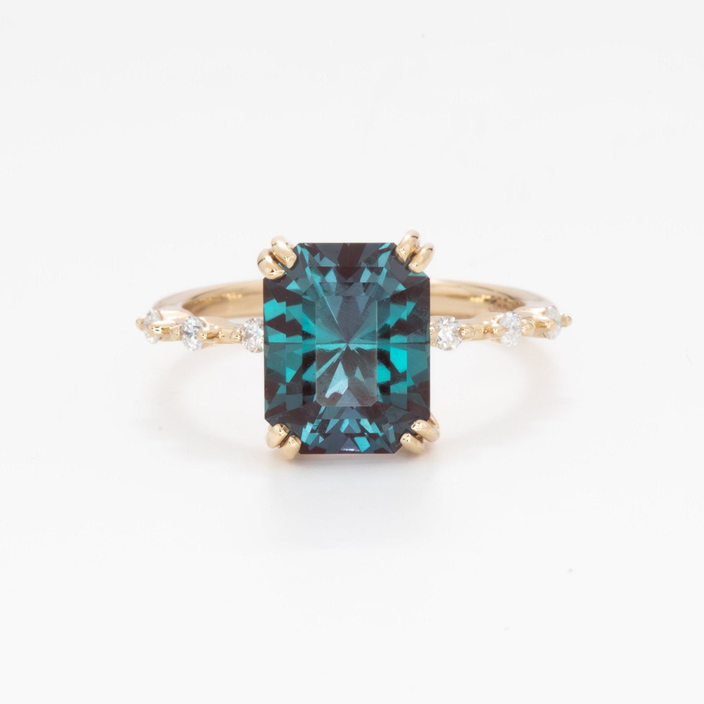 radiant lab alexandrite ring