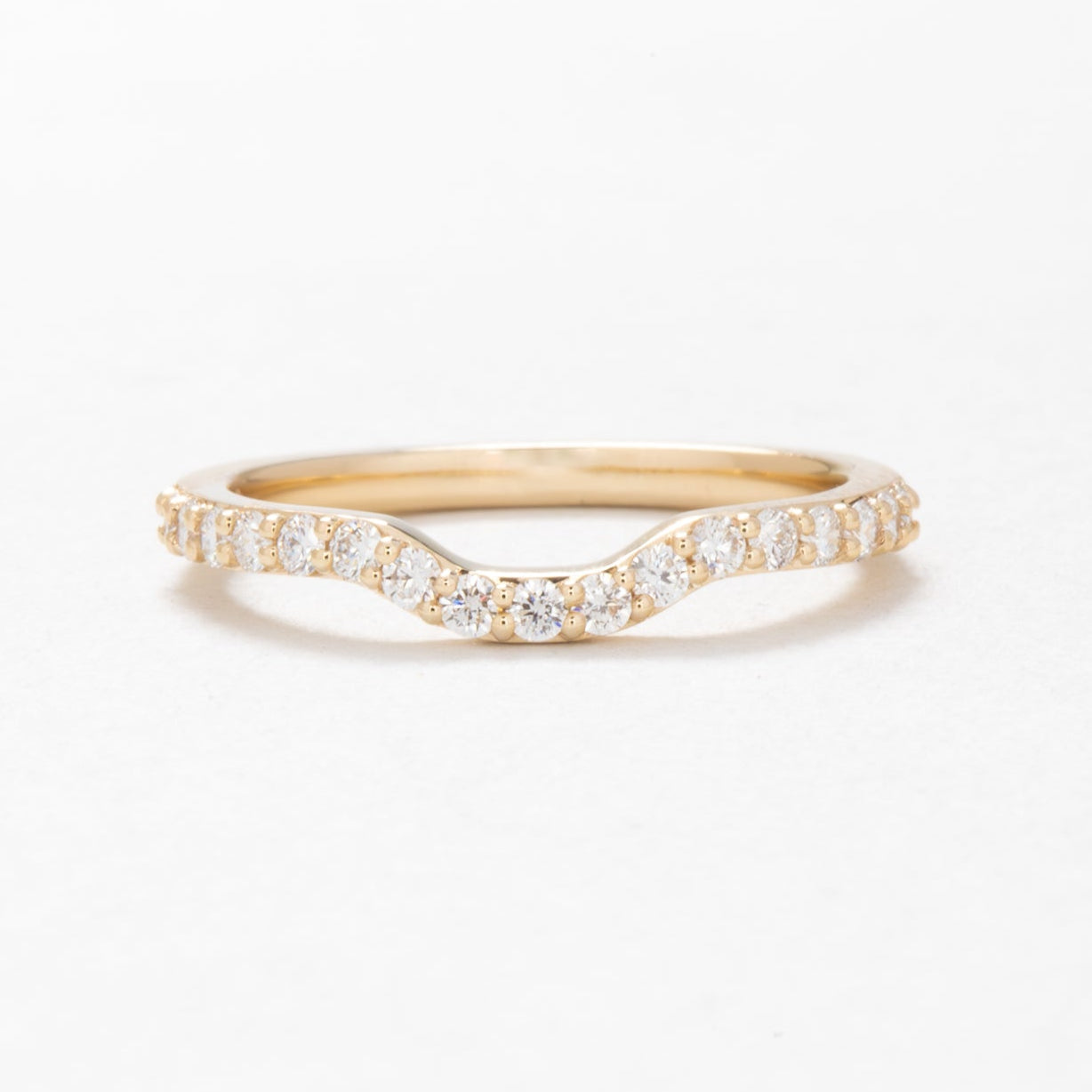 stacy band in yellow gold and lab diamonds