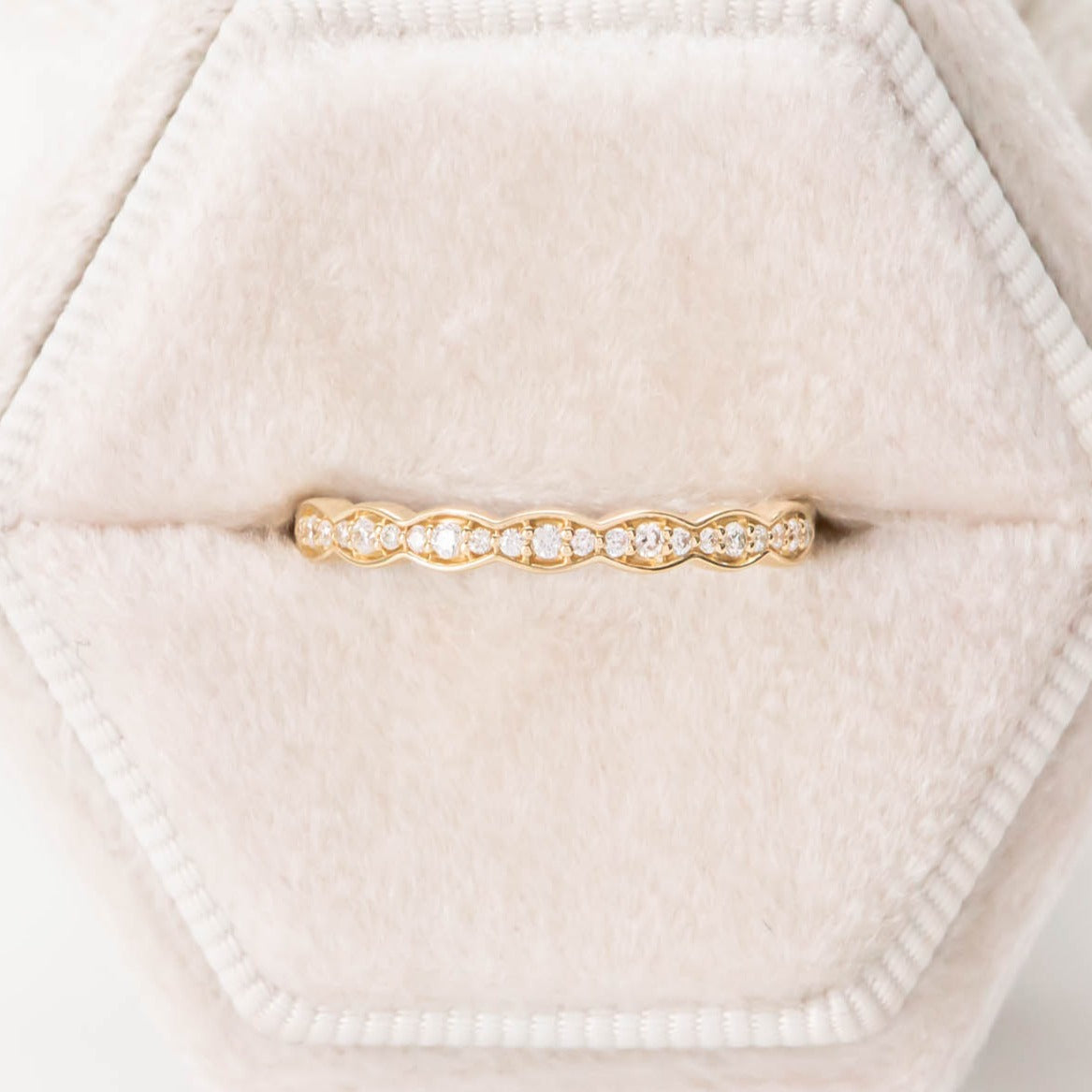 wedding band in yellow gold with lab diamonds