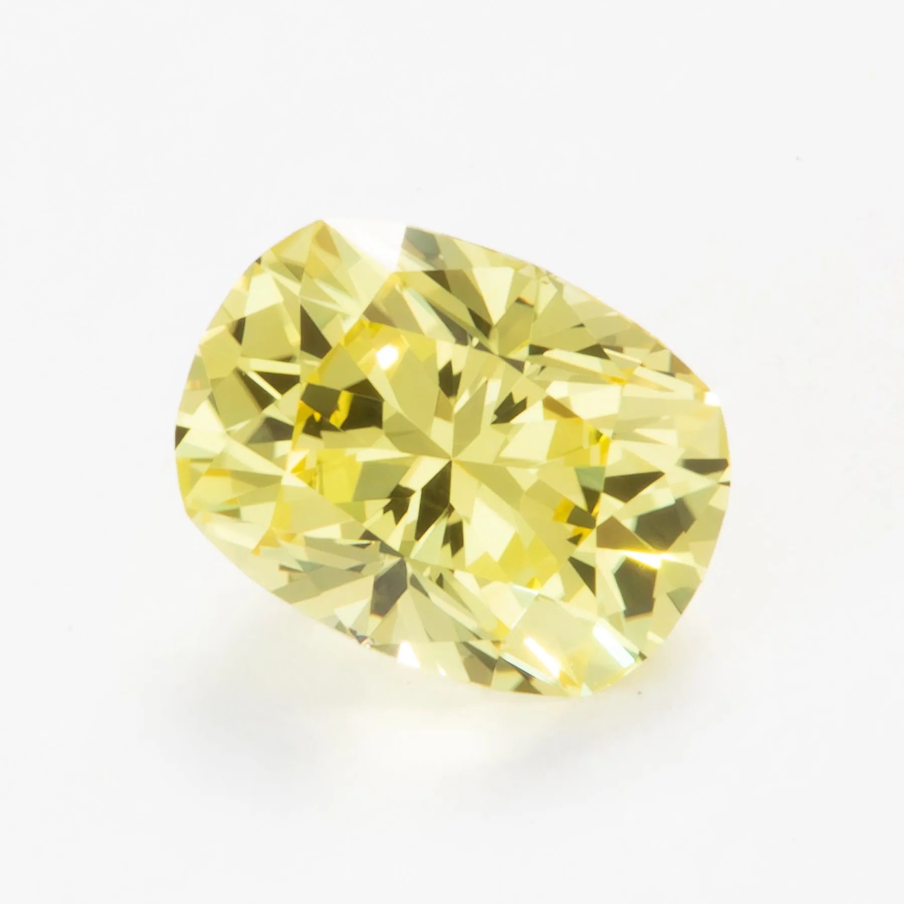 yellow lab sapphire elongated cushion
