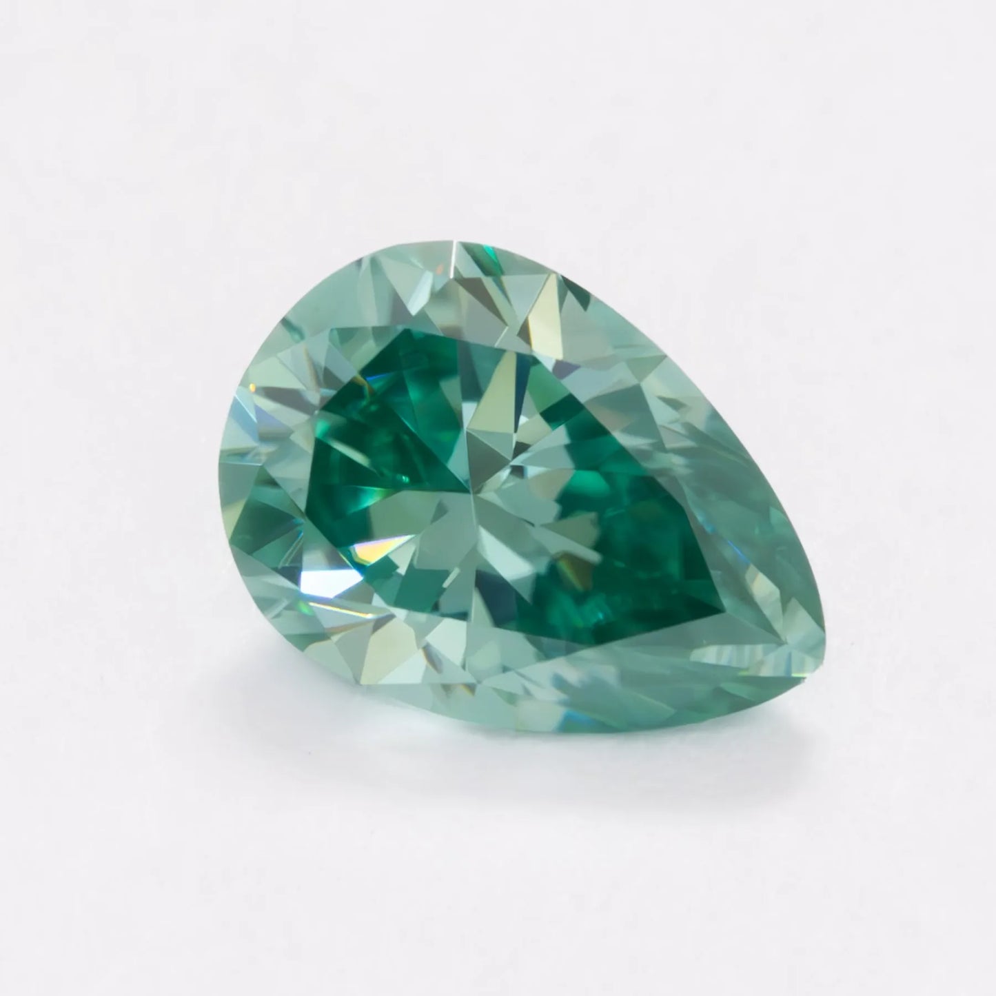 green moissanite pear