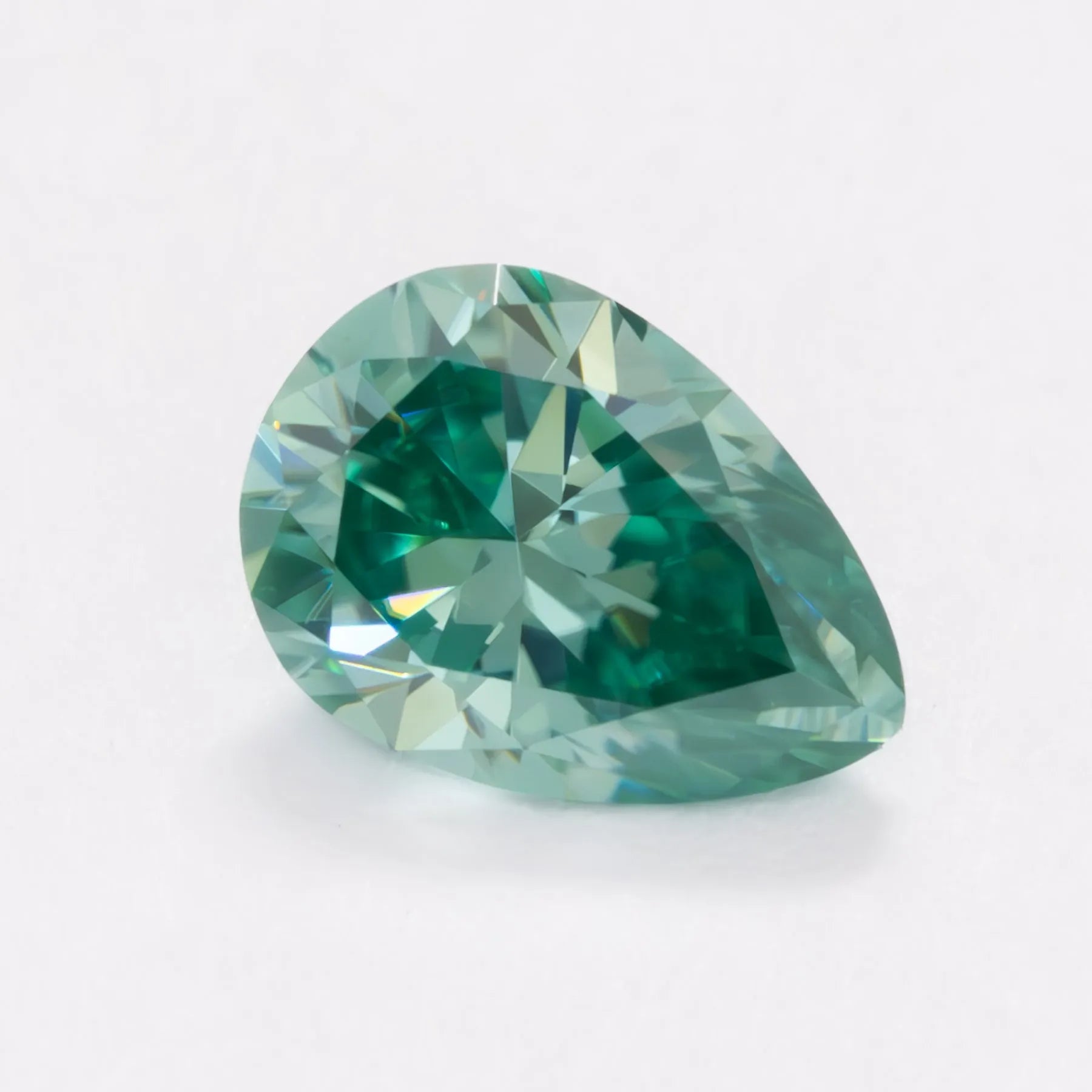 green moissanite pear