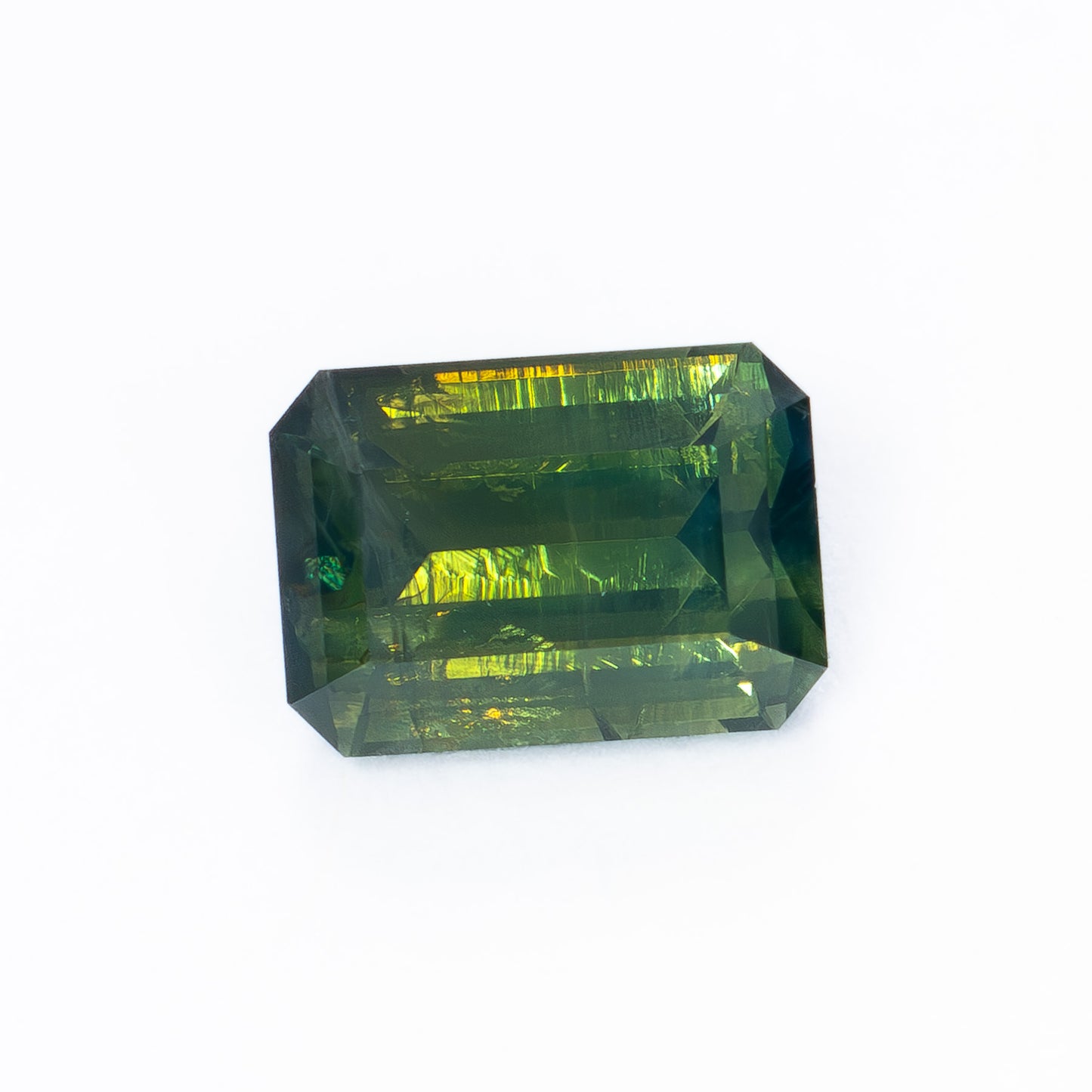 AF0114 green-yellow step cut african sapphire