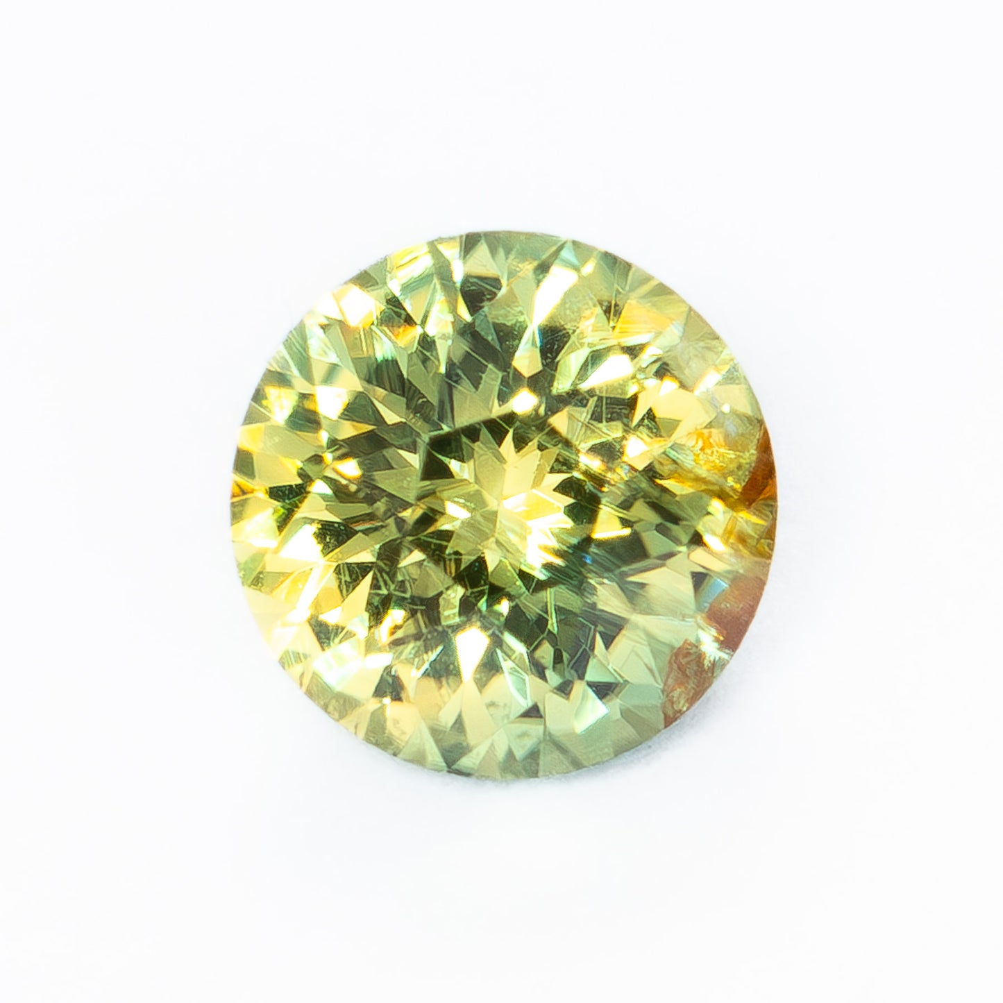 AF0115 green-yellow african sapphire