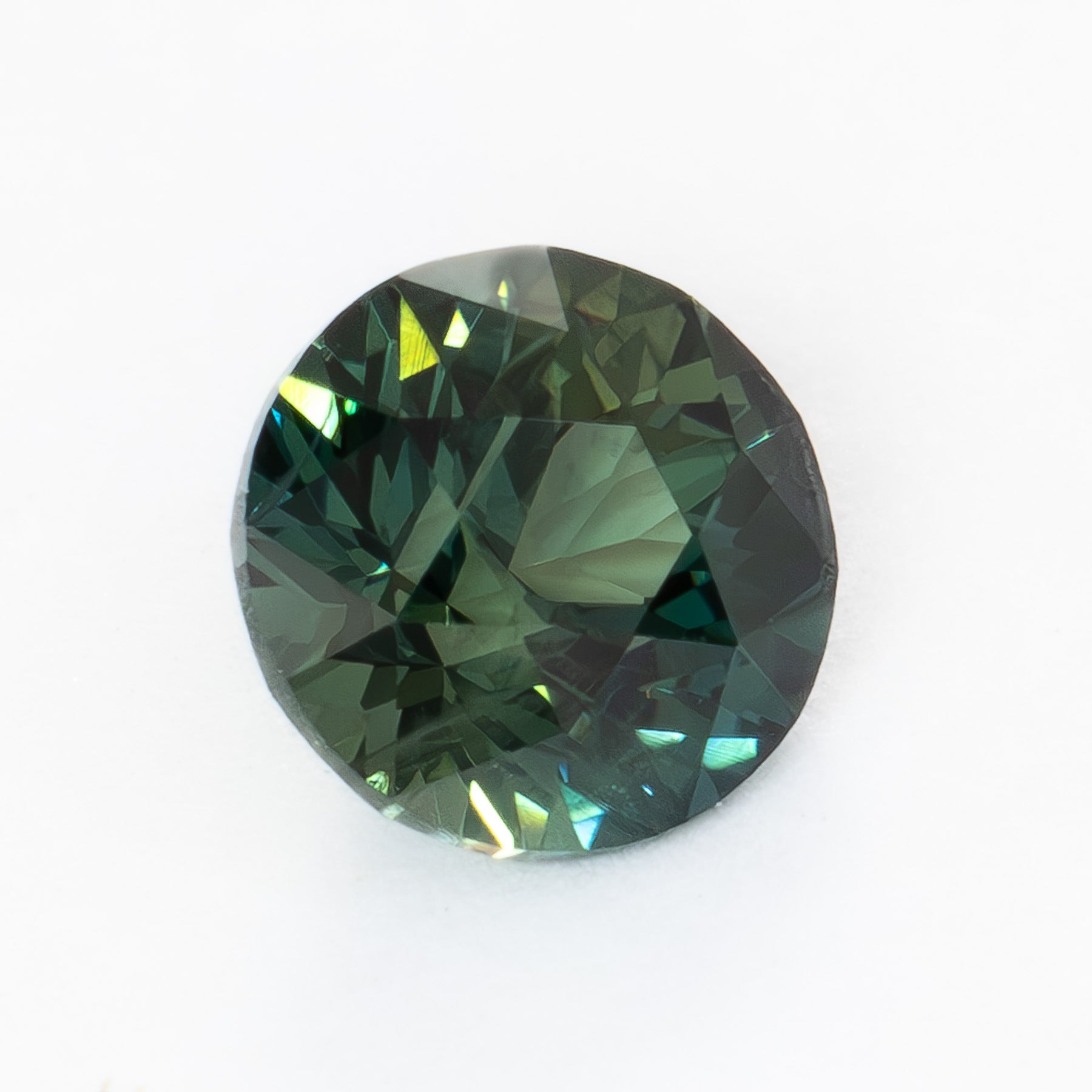 AF0116 blue-teal round african sapphire