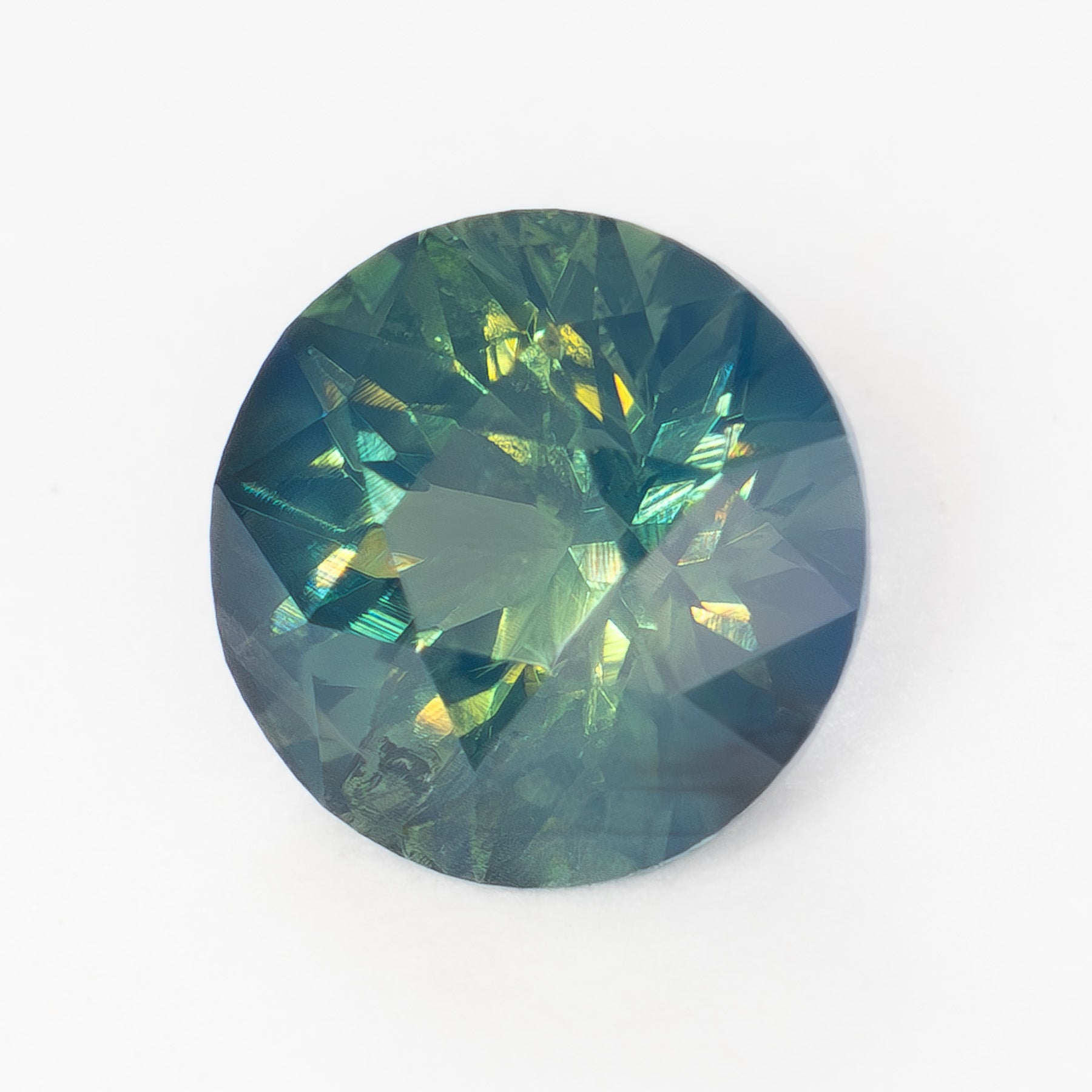 AF0121 0.53ct blue round cut african sapphire