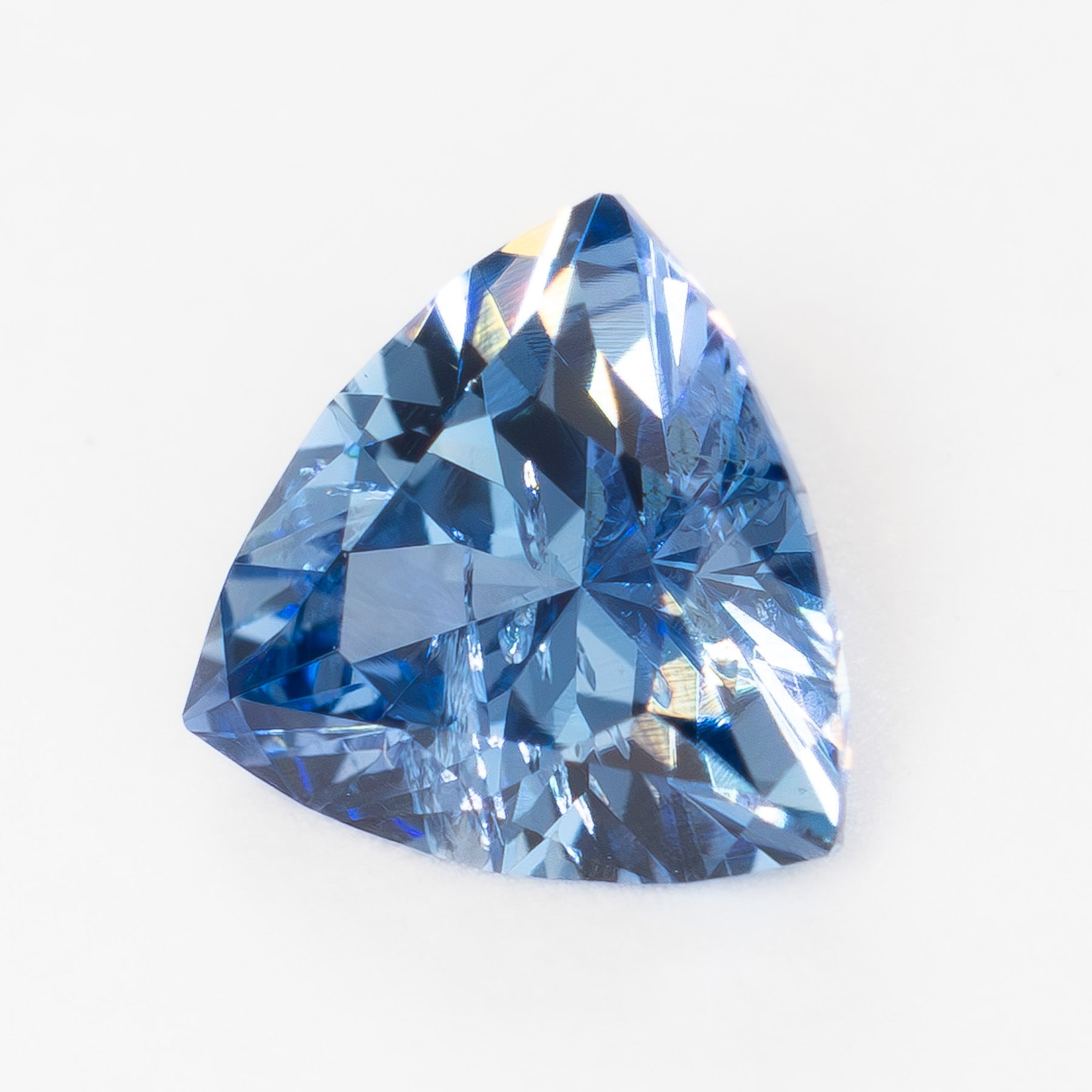 AF0123 0.48ct blue trillion cut african sapphire