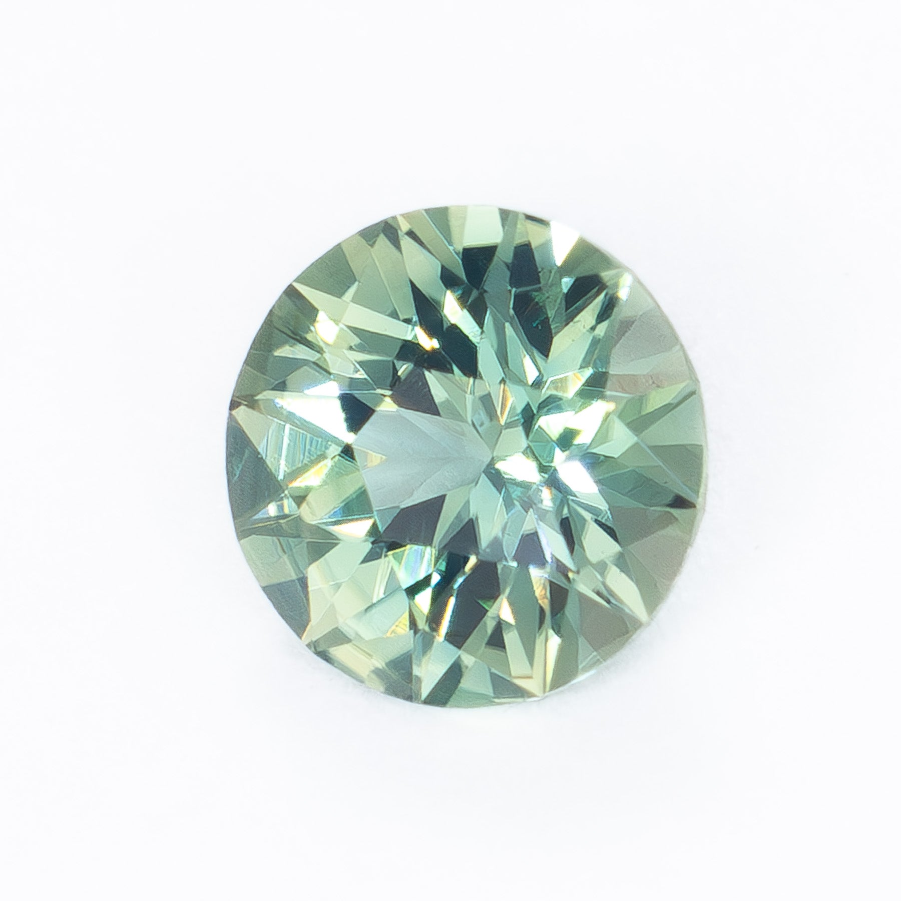 AF0126 aqua blue round african sapphire
