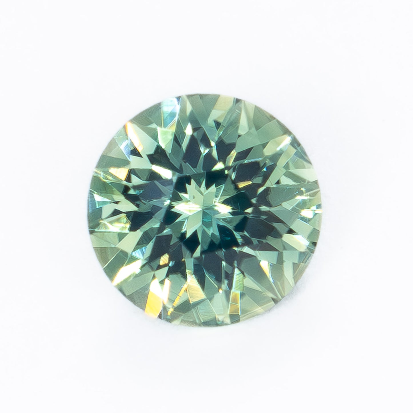 AF0126 aqua blue round african sapphire