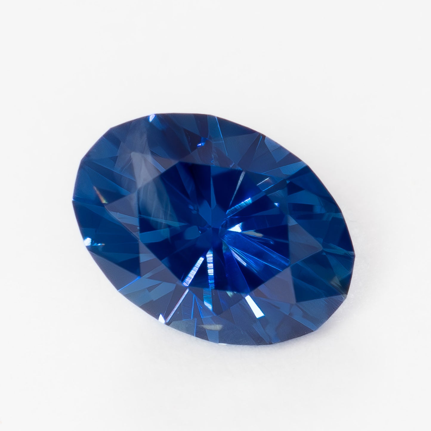 AF0127 0.60ct oval cut royal blue african sapphire