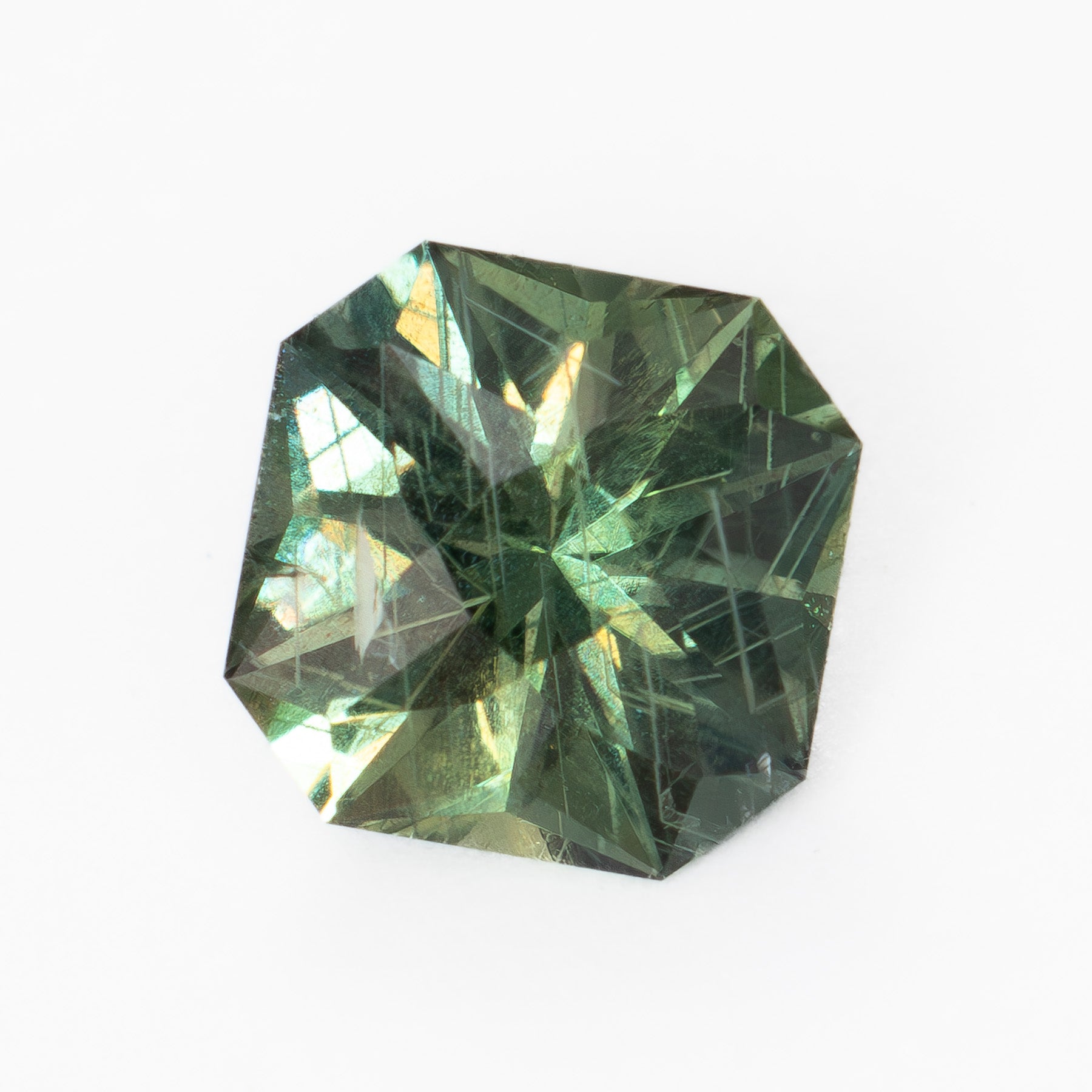 AF0133 0.85ct asscher cut blue-green african sapphire