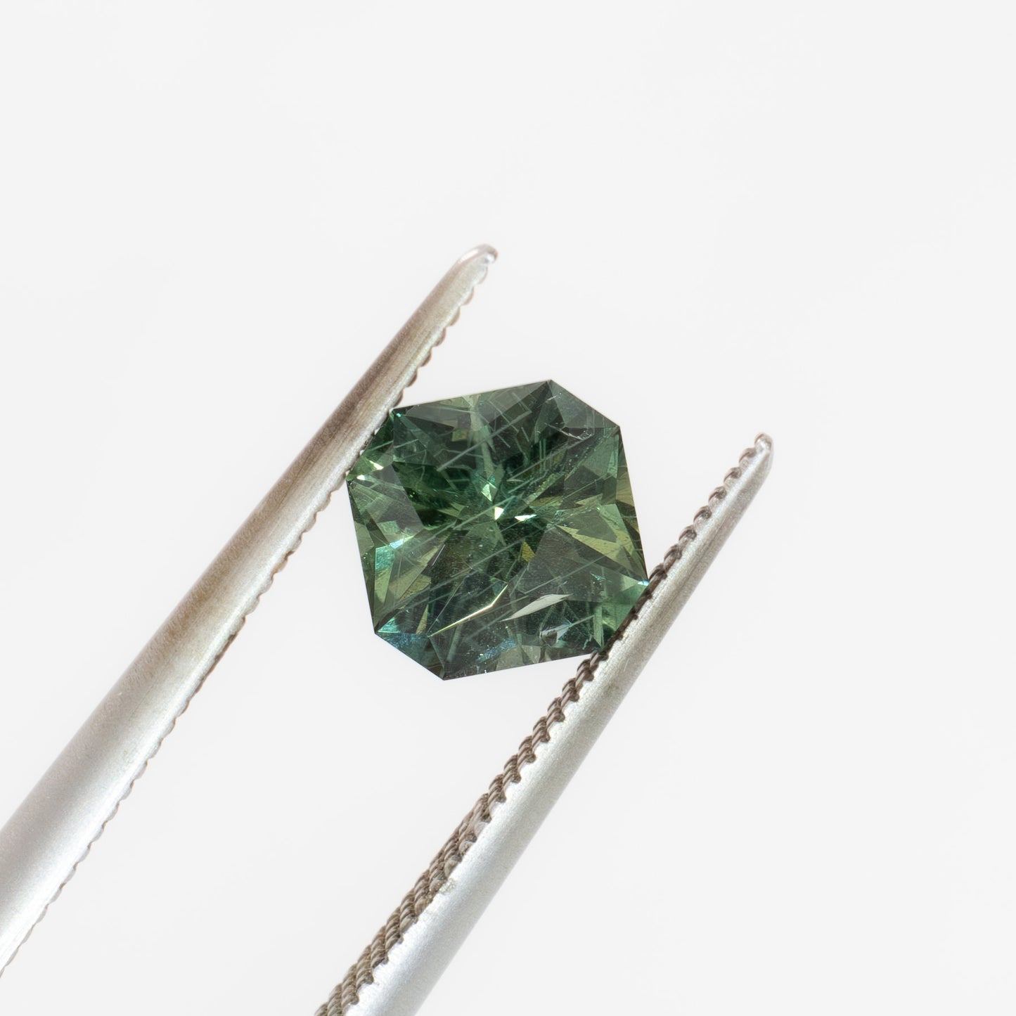 AF0133 blue-green asscher african sapphire