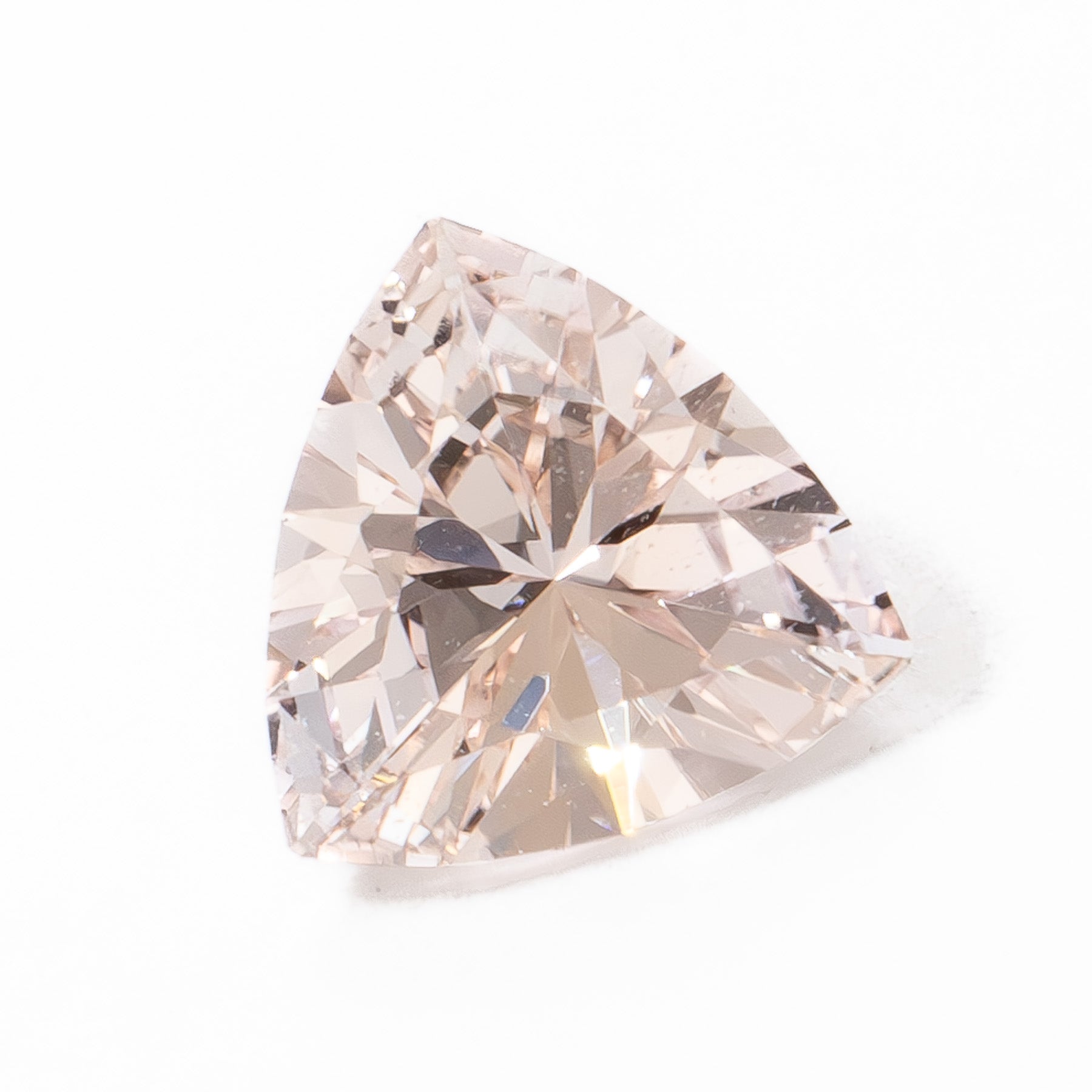 AFA0142 peach trillion madagascar sapphire
