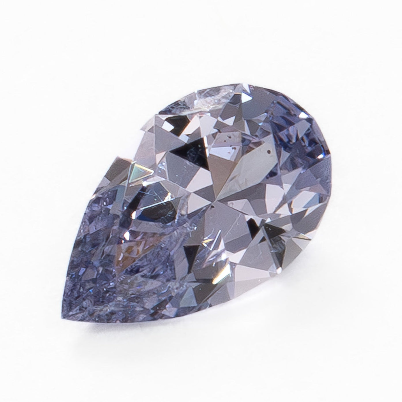 AFA0143 blue to purple color shift pear cut madagascar sapphire