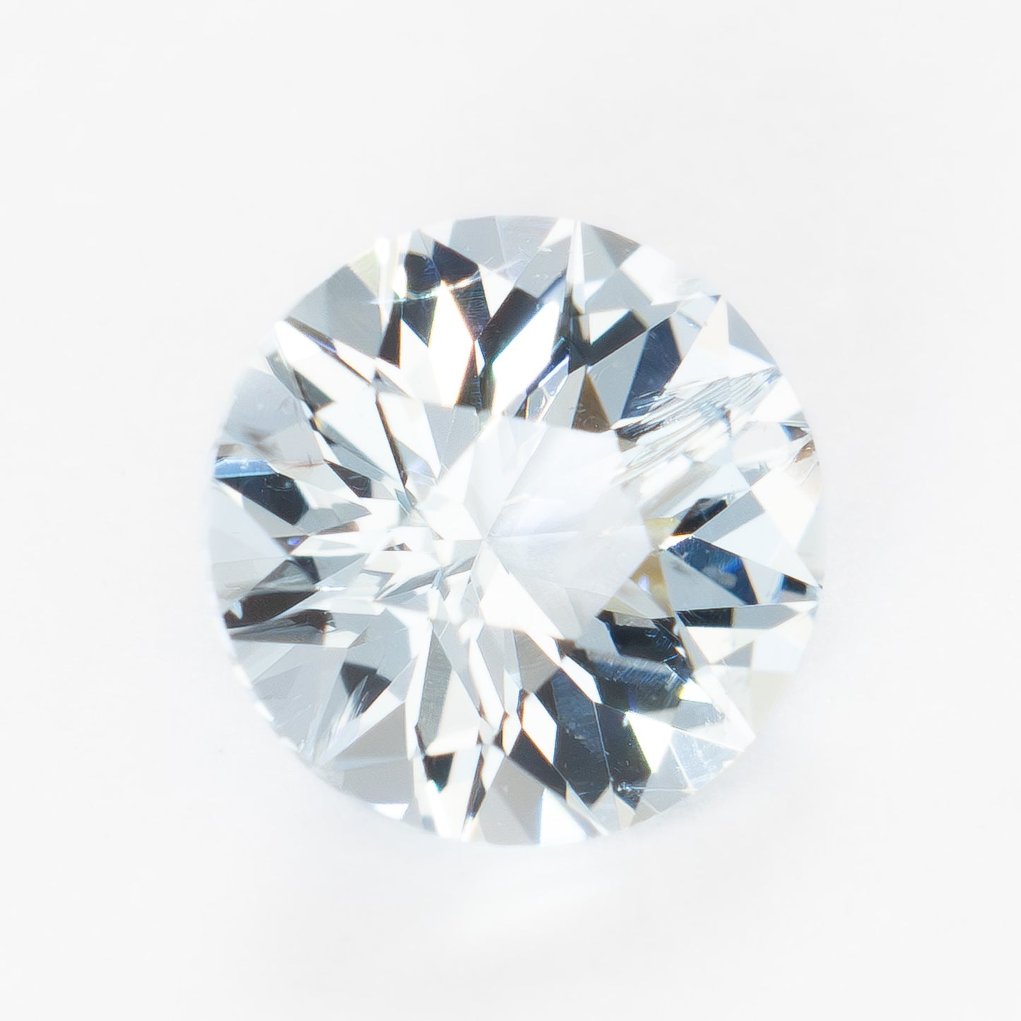 AQ0103 0.74ct round cut aquamarine